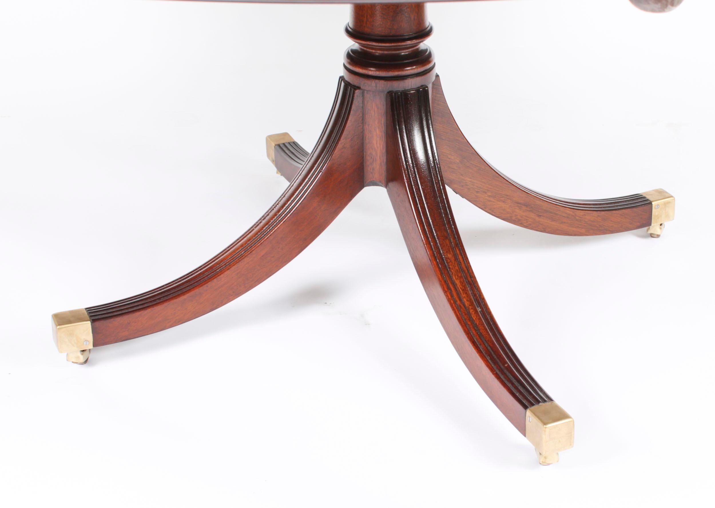 Vintage Dining Table & 8 Chairs by William Tillman 20th Century 1
