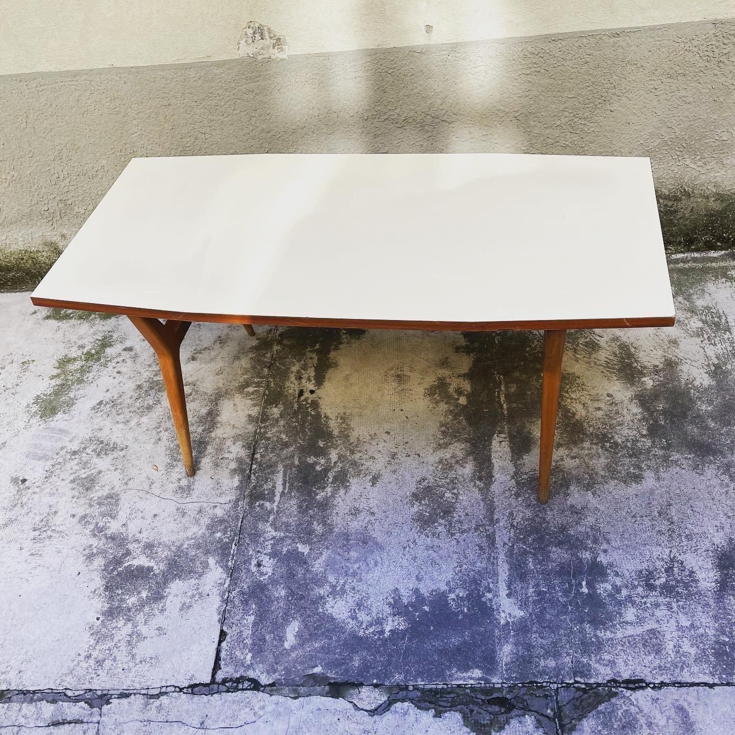 Mid-Century Modern Vintage Dining Table in Italian Wood, 1950s For Sale