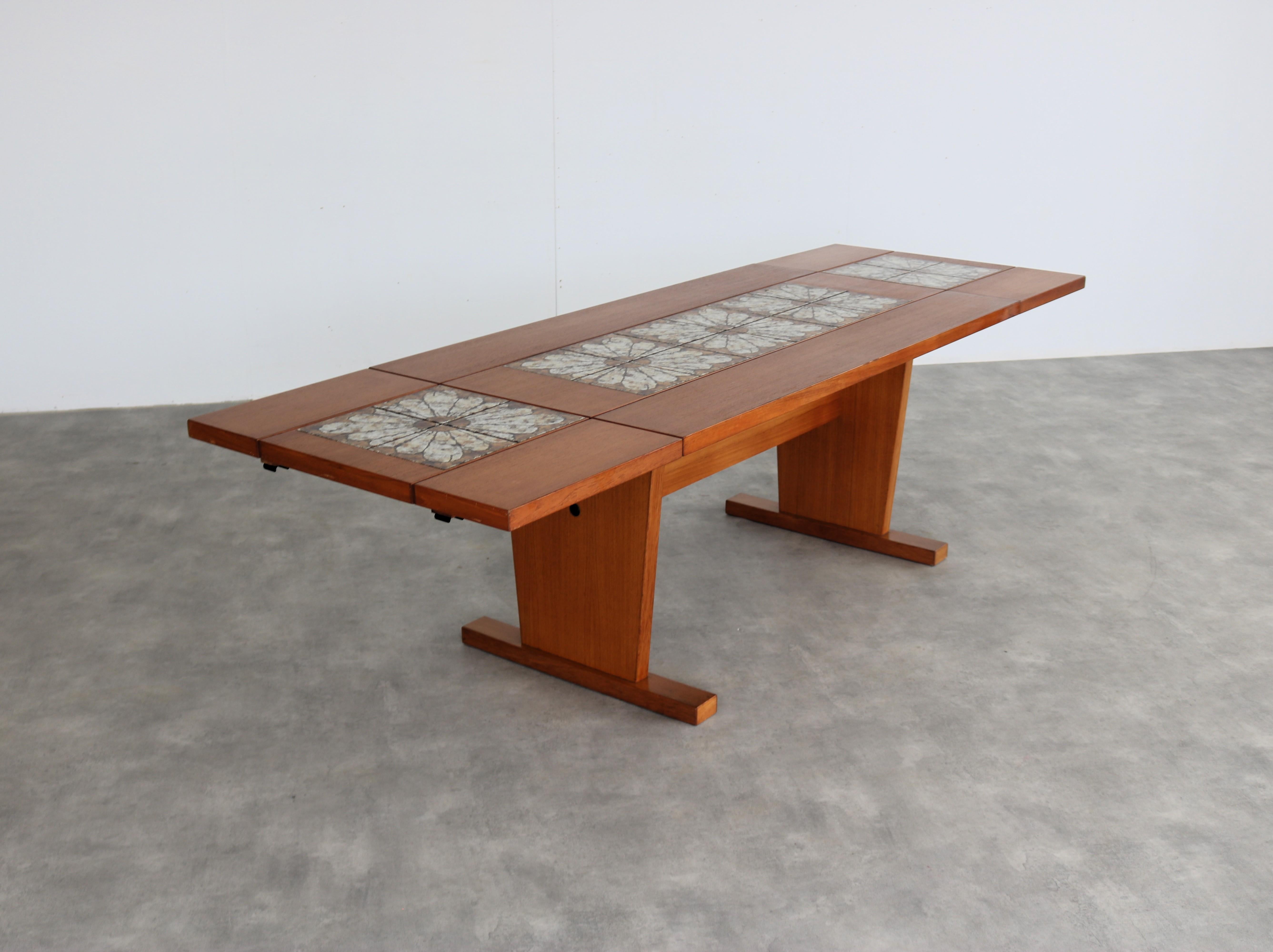 Vintage dining table  table  1960s  extendable For Sale 5