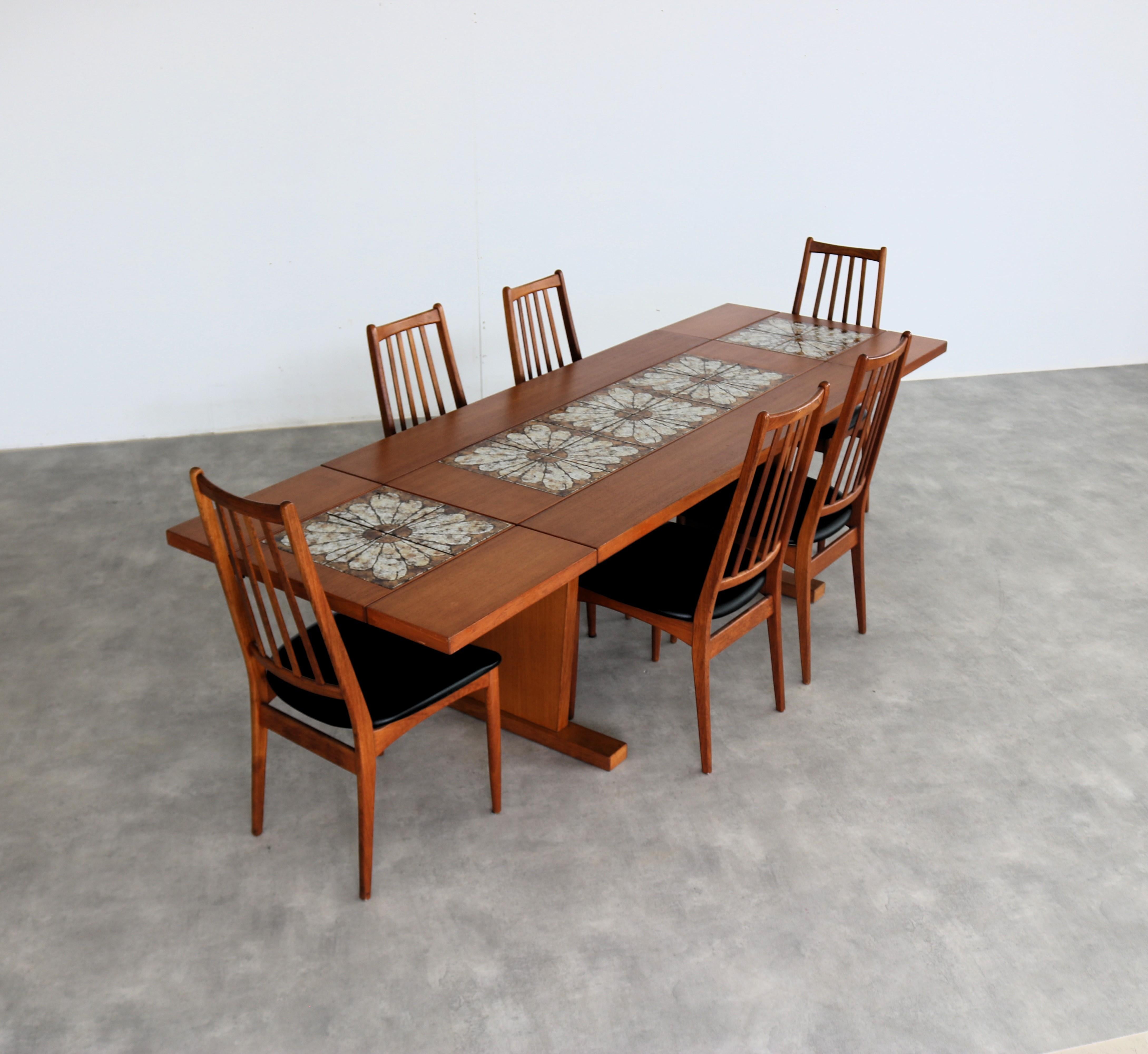Vintage dining table  table  1960s  extendable For Sale 8