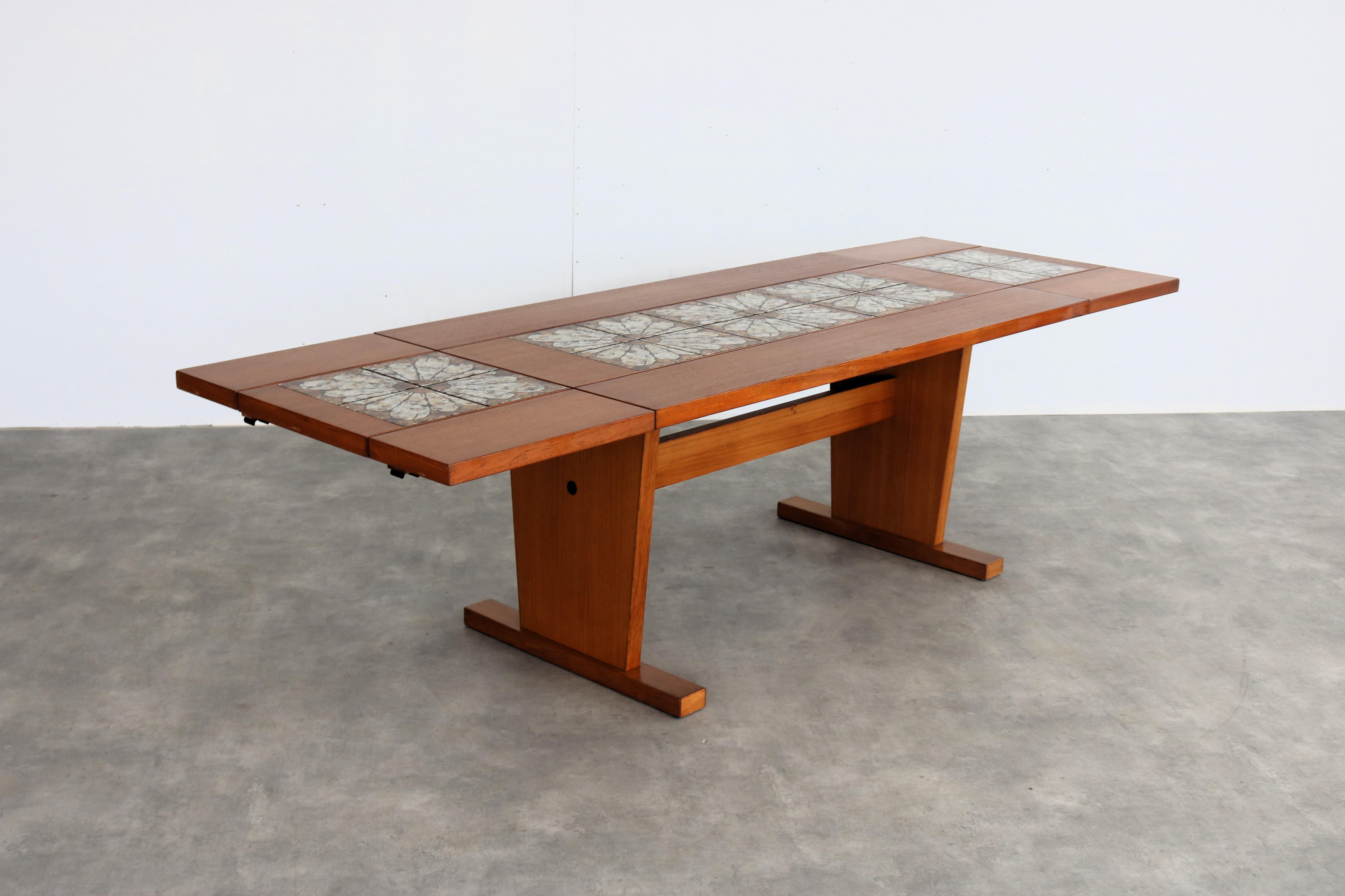 Vintage dining table  table  1960s  extendable For Sale 3