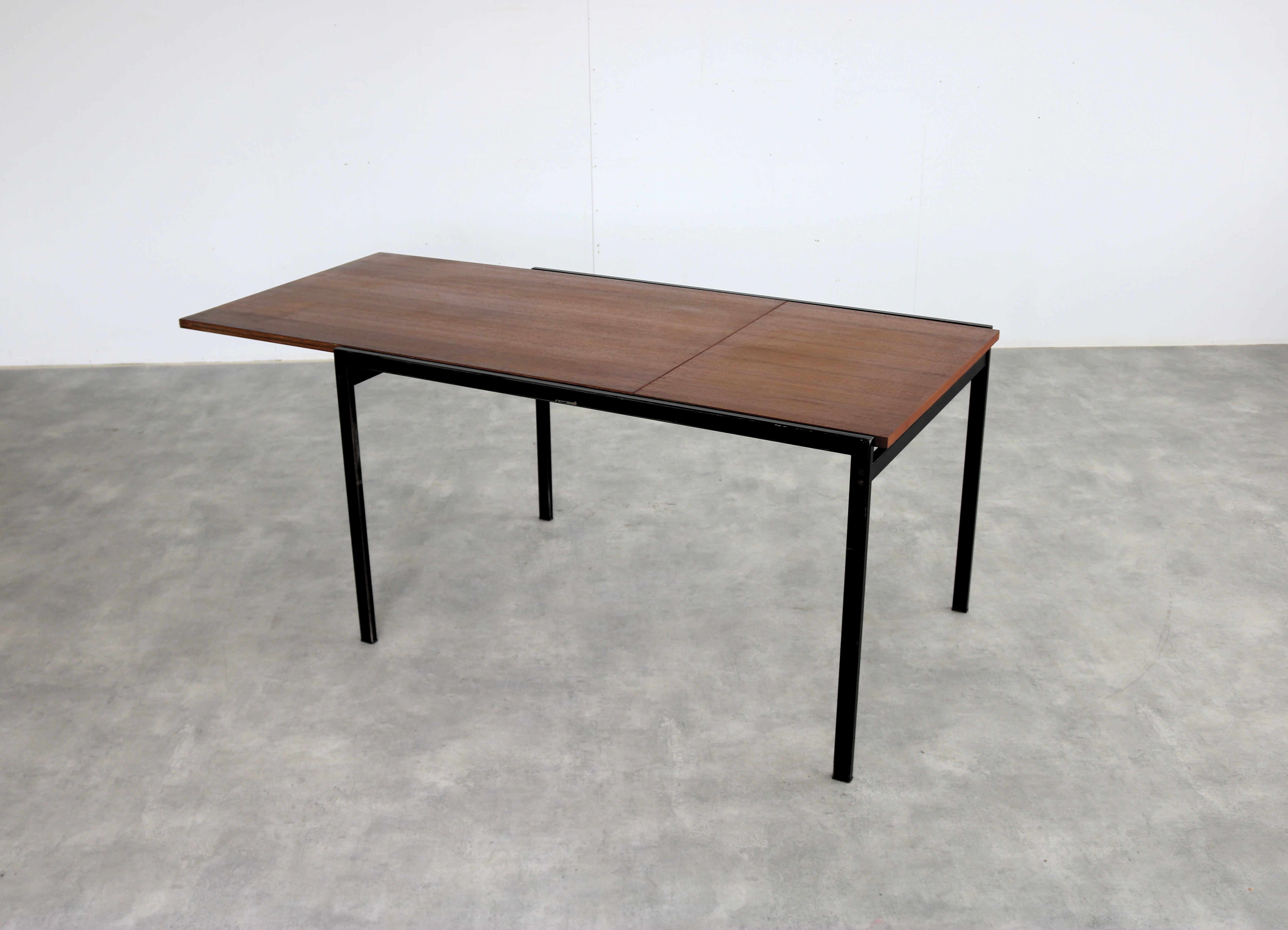 table à manger vintage  tableau  1960s  Pastoe en vente 2