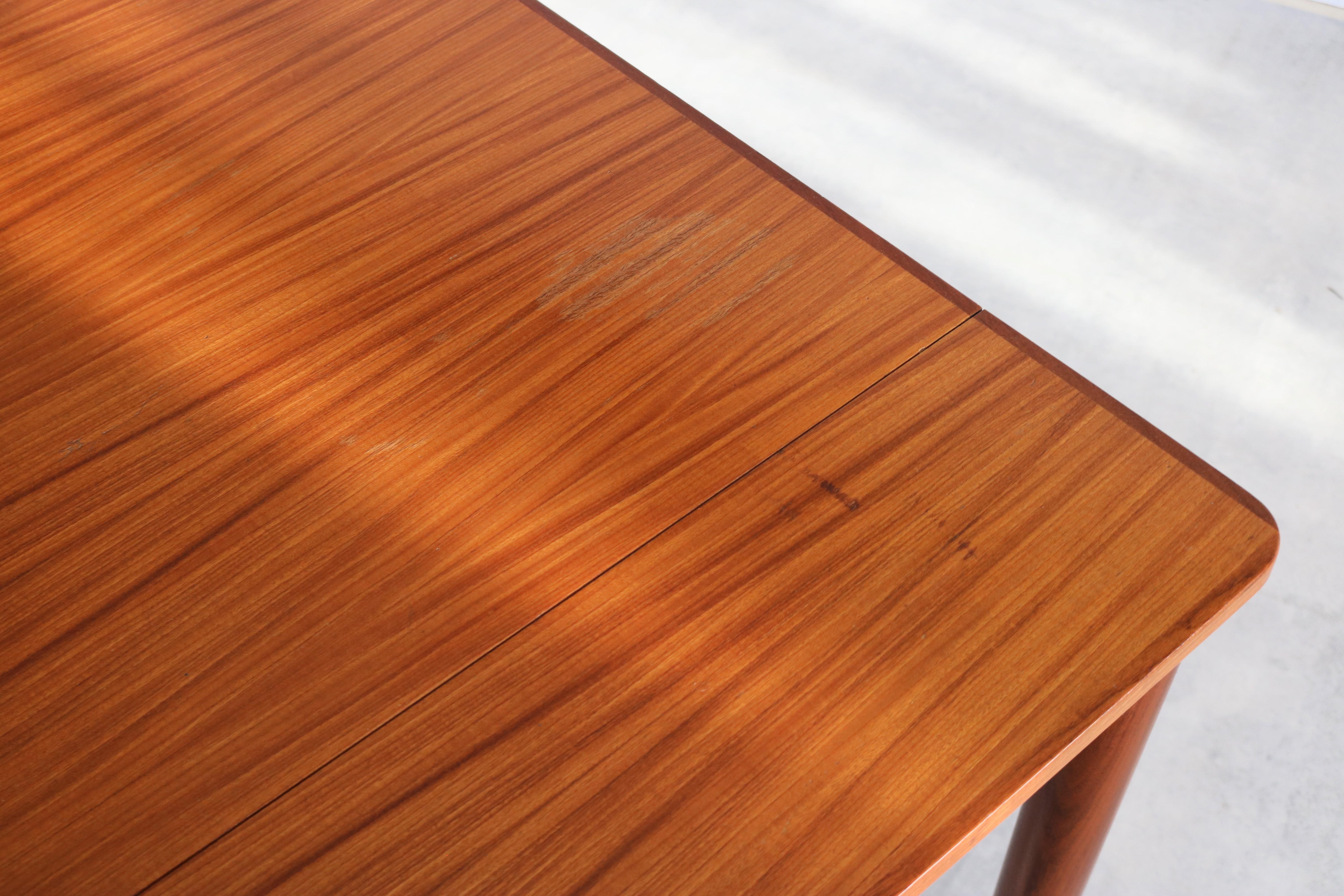 Teck table à manger vintage  tableau  60s  teck  extensible en vente