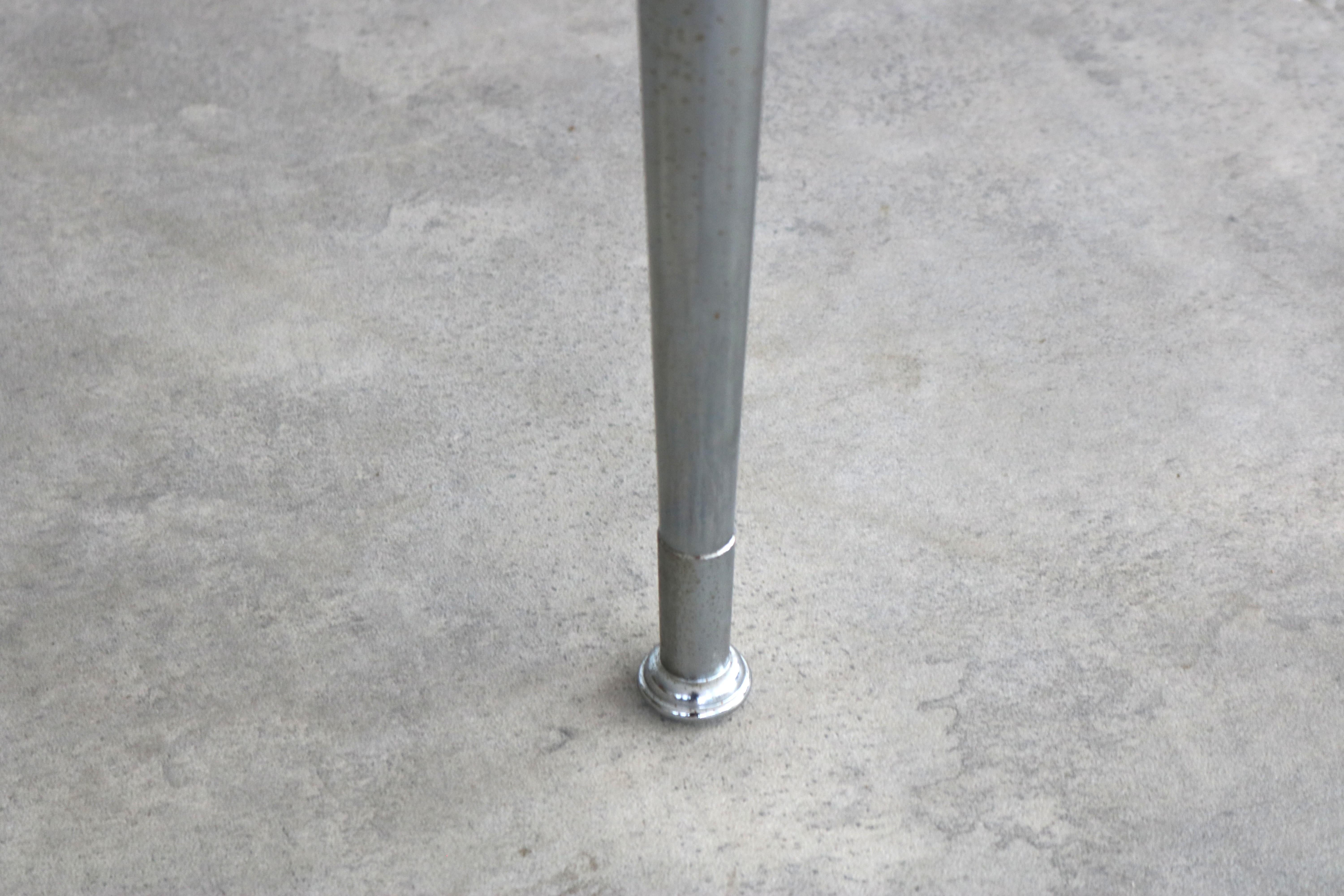 Vintage dining table  table  extendable  1970s For Sale 2