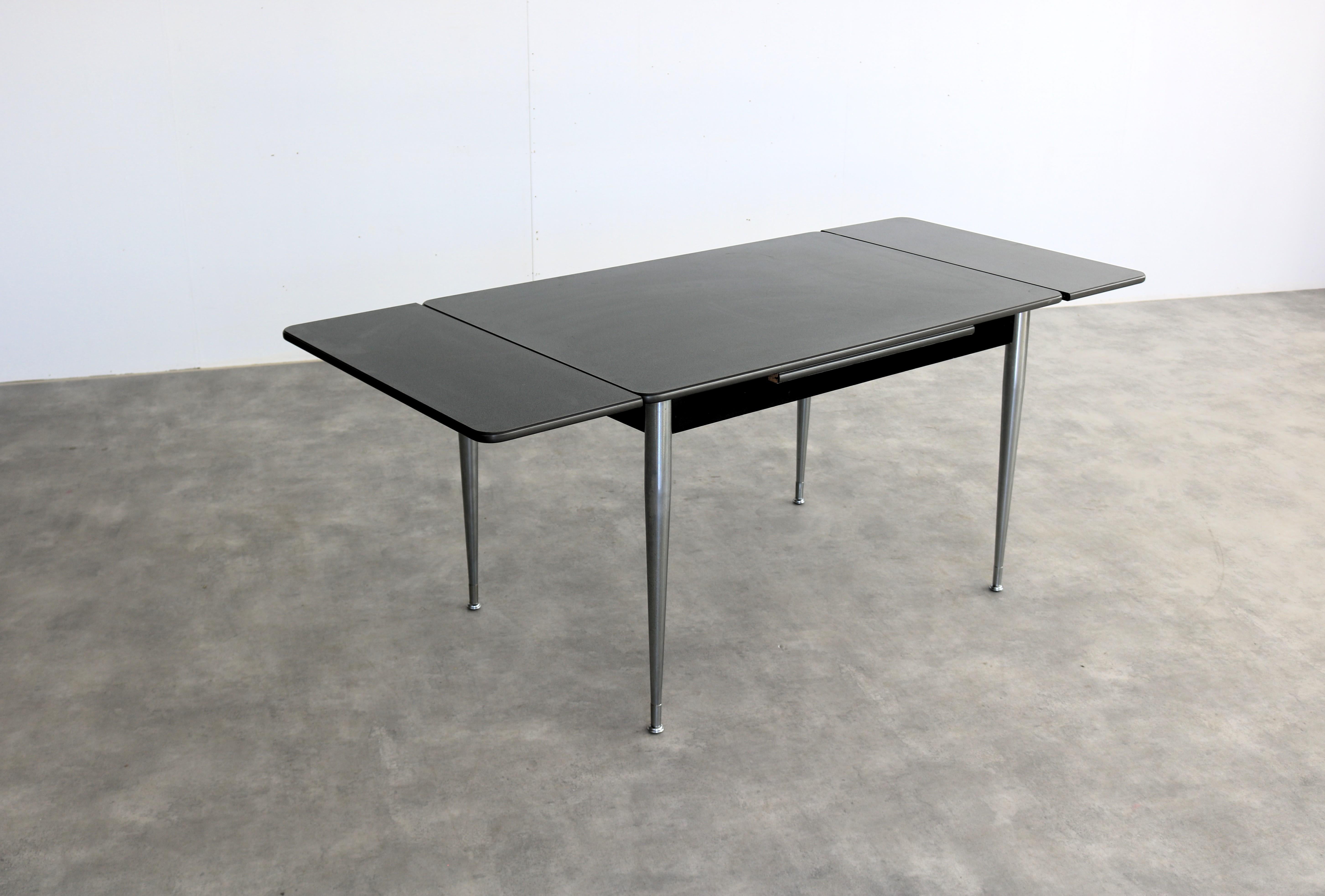 Vintage dining table  table  extendable  1970s For Sale 3