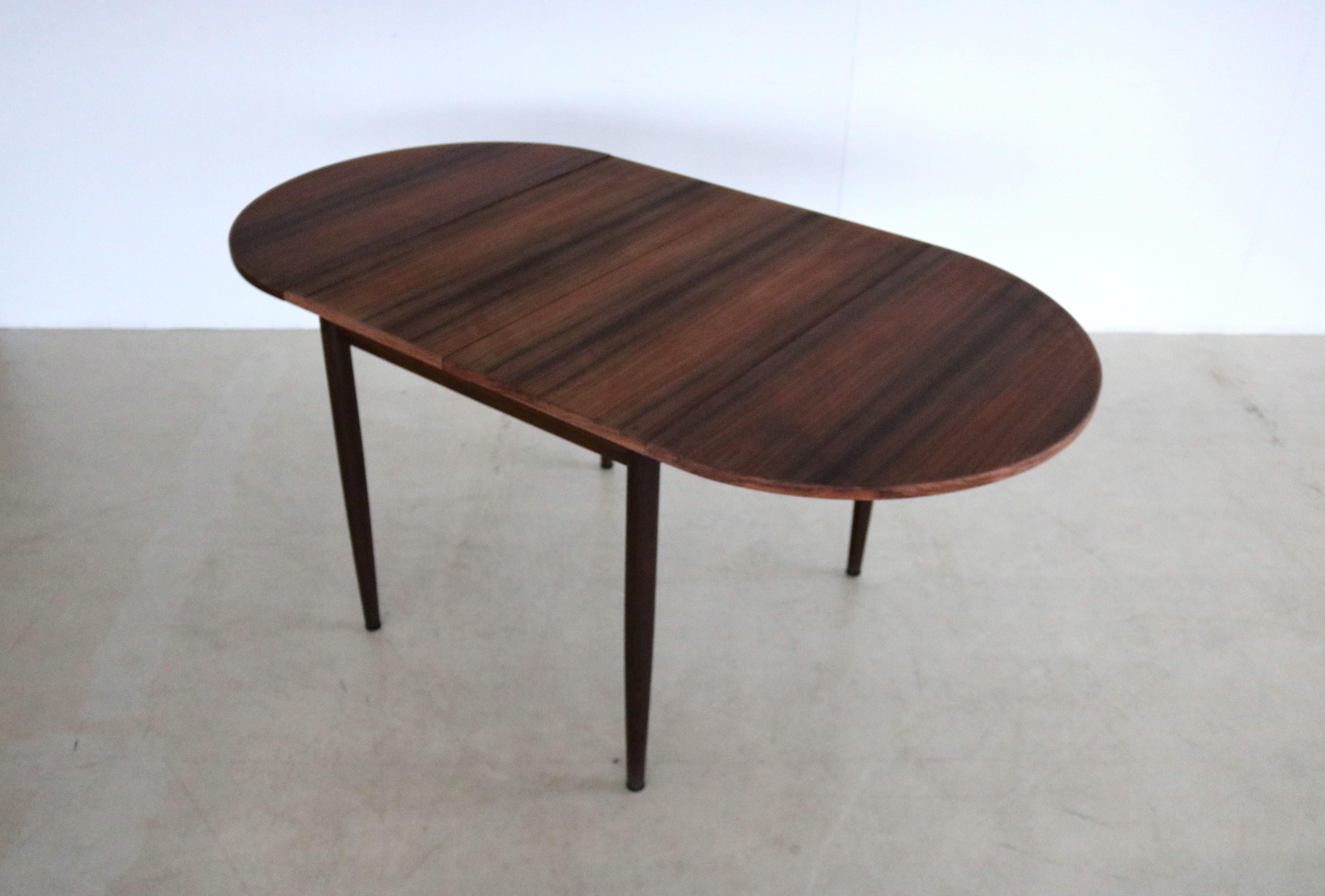 Rosewood vintage dining table  table  extendable  60s  Danish  (3) For Sale