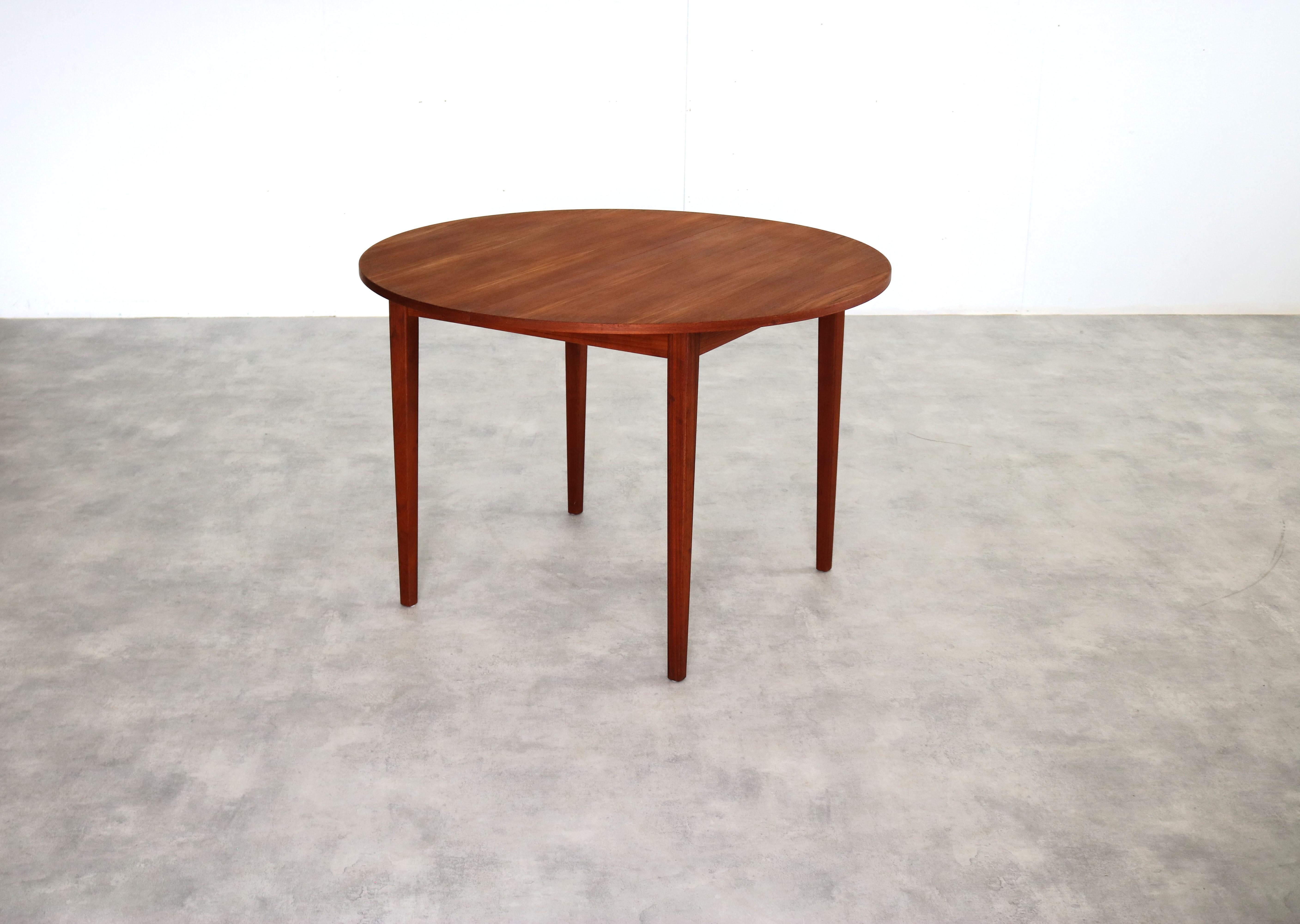 Suédois table à manger vintage  tableau  extensible  60's