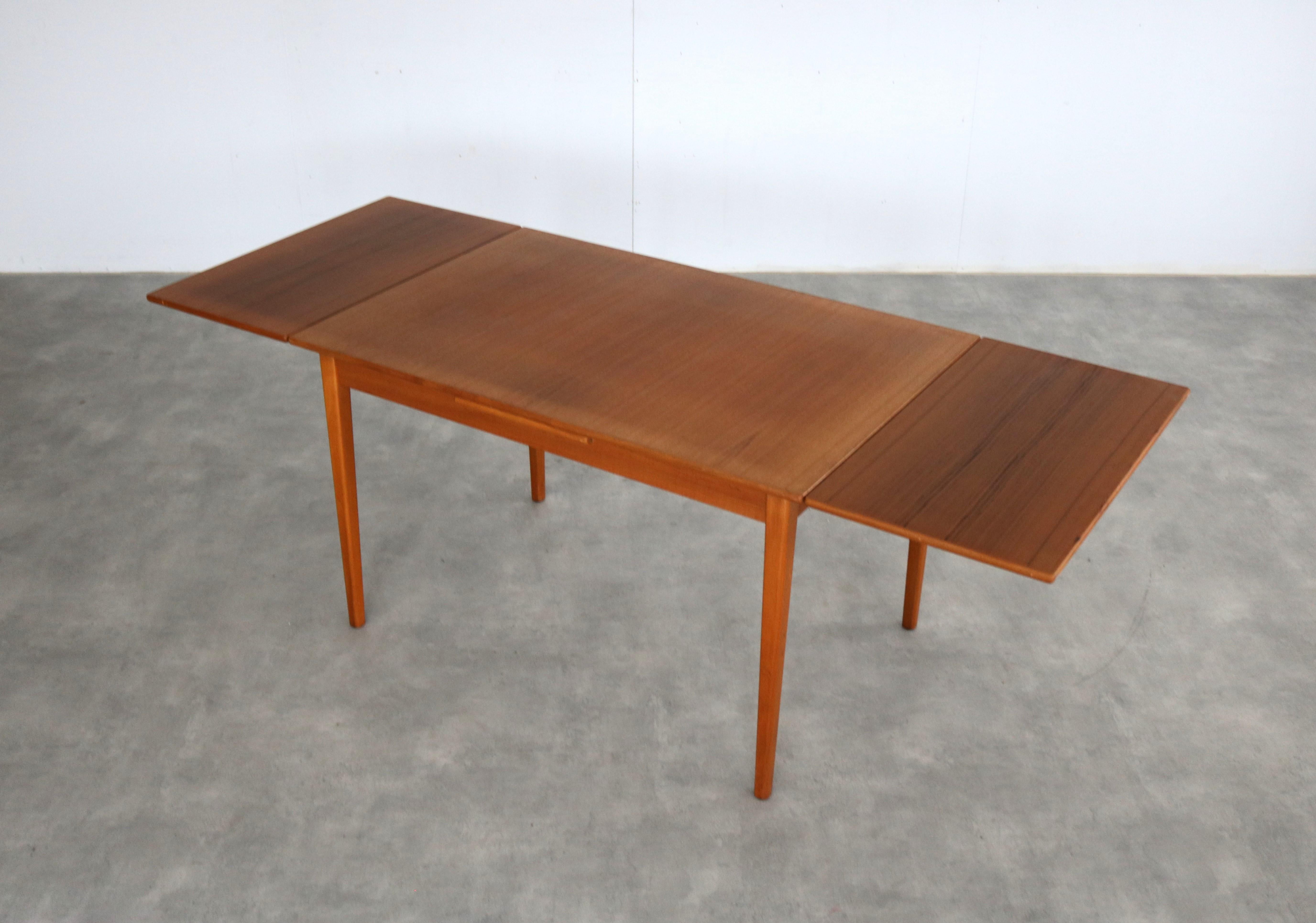 table à manger vintage  tableau  extensible  60s  Suédois en vente 6