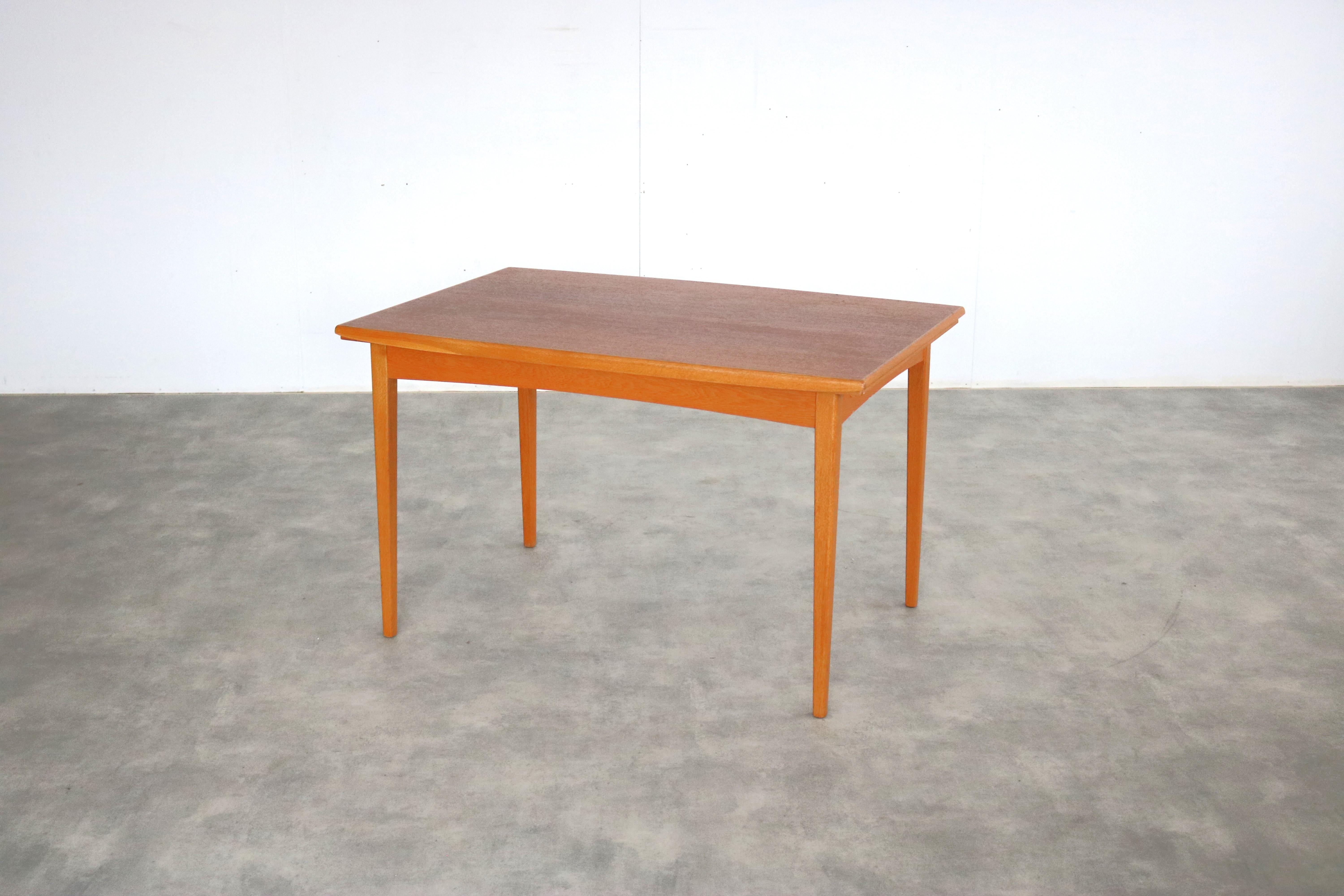 table à manger vintage  tableau  extensible  60s  Suédois Bon état - En vente à Lemmer, NL