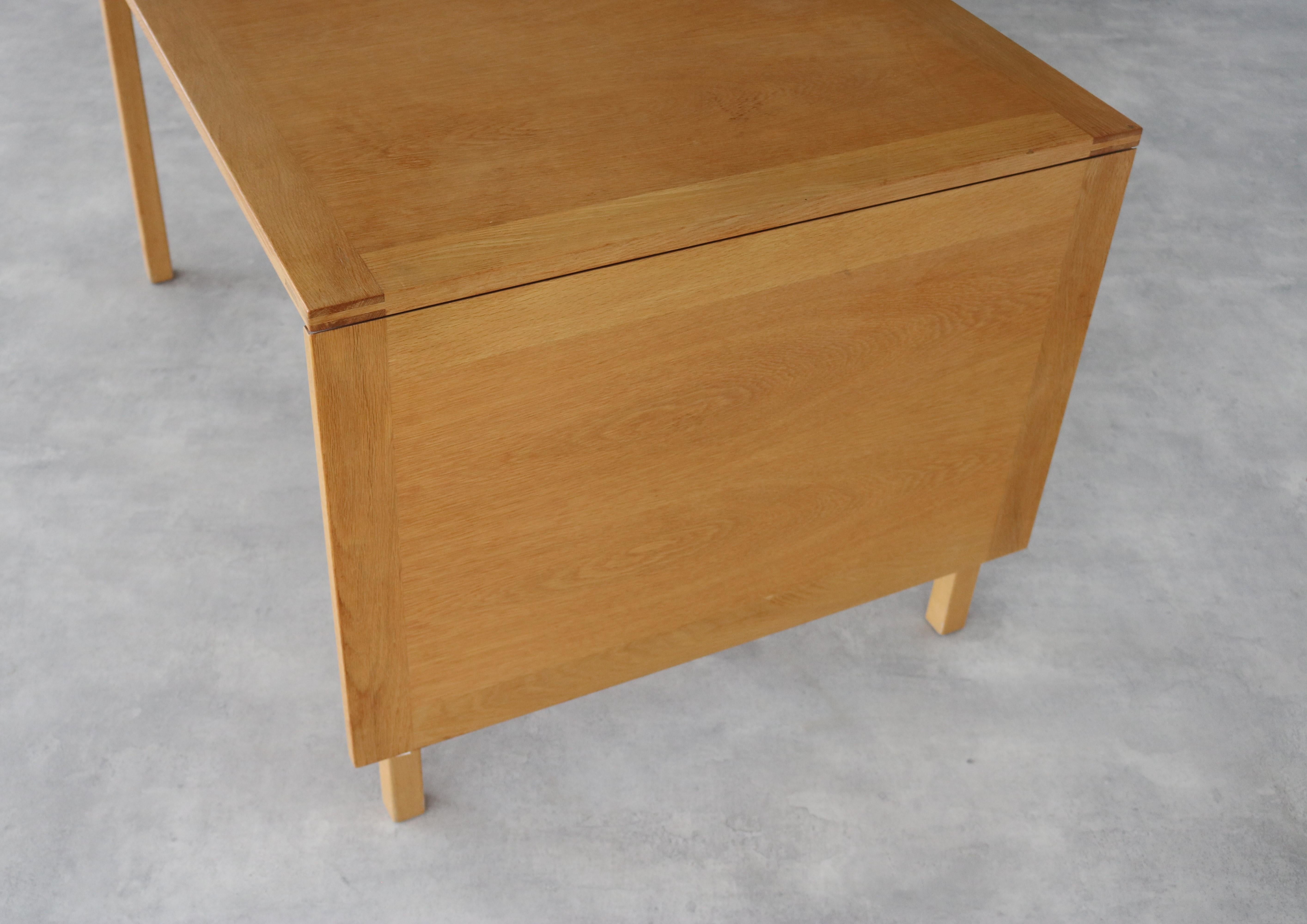 Oak vintage dining table  table  extendable  Bodafors For Sale