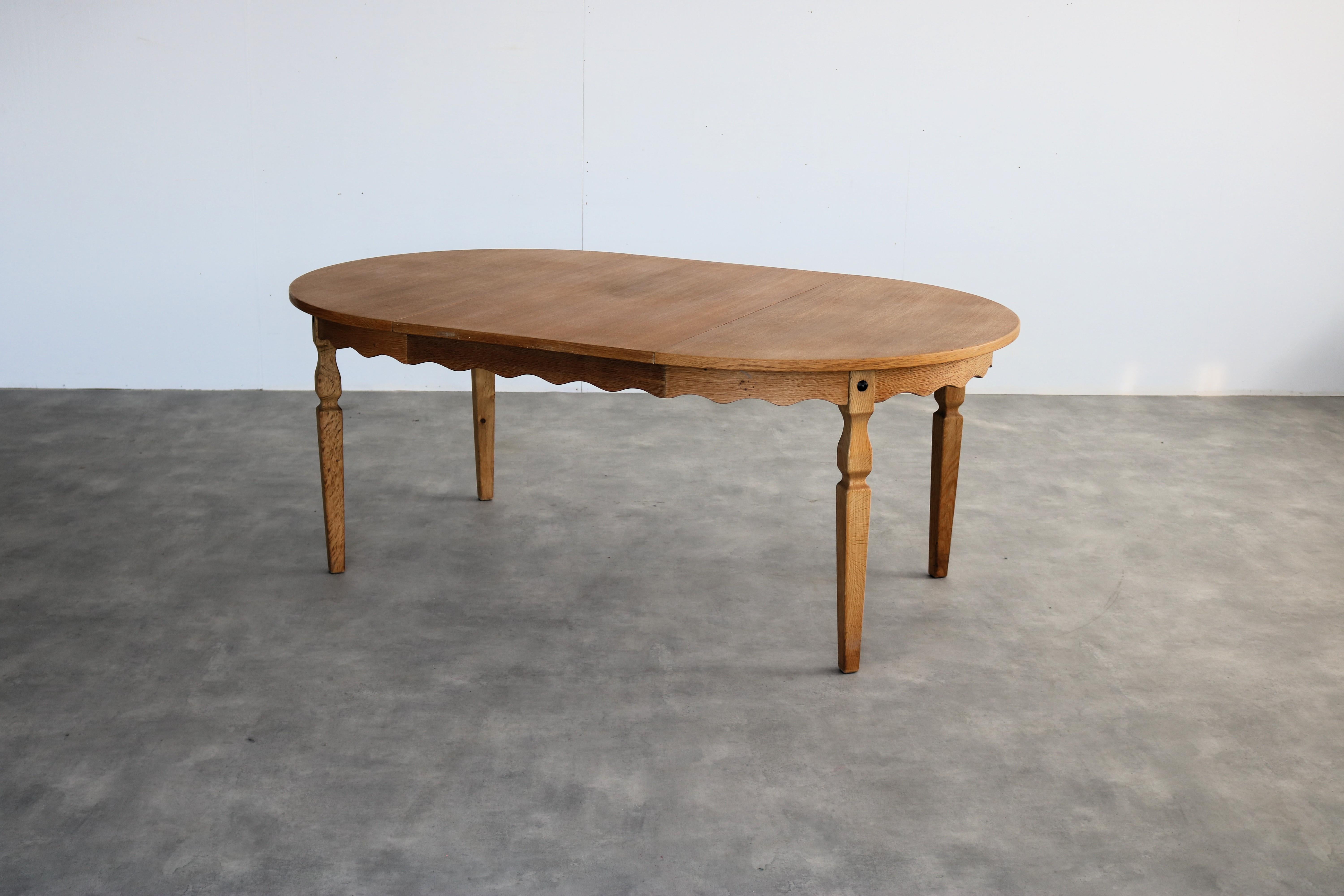vintage dining table  table  extendable  brutalist  Kjaernulf For Sale 2