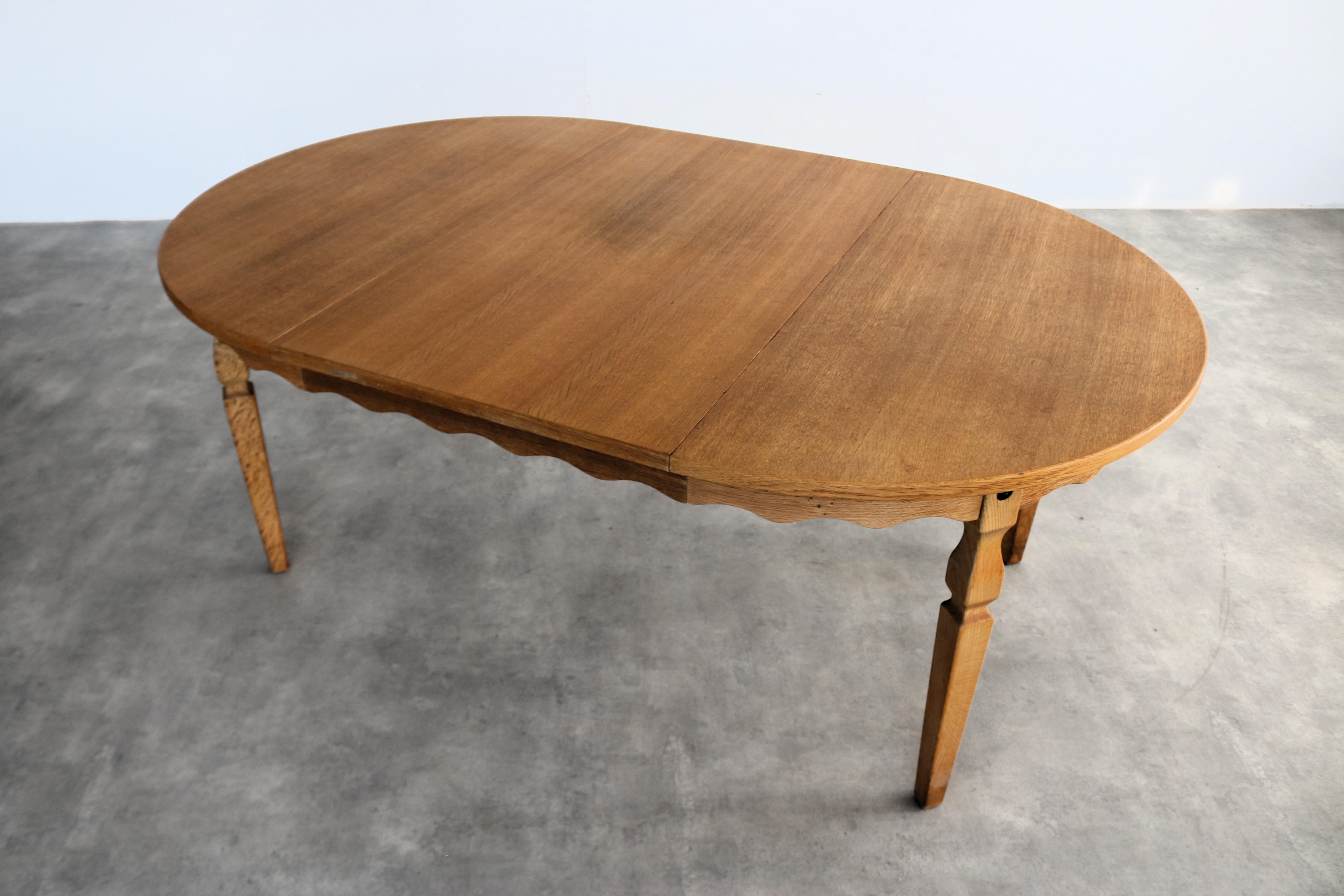 vintage dining table  table  extendable  brutalist  Kjaernulf For Sale 3