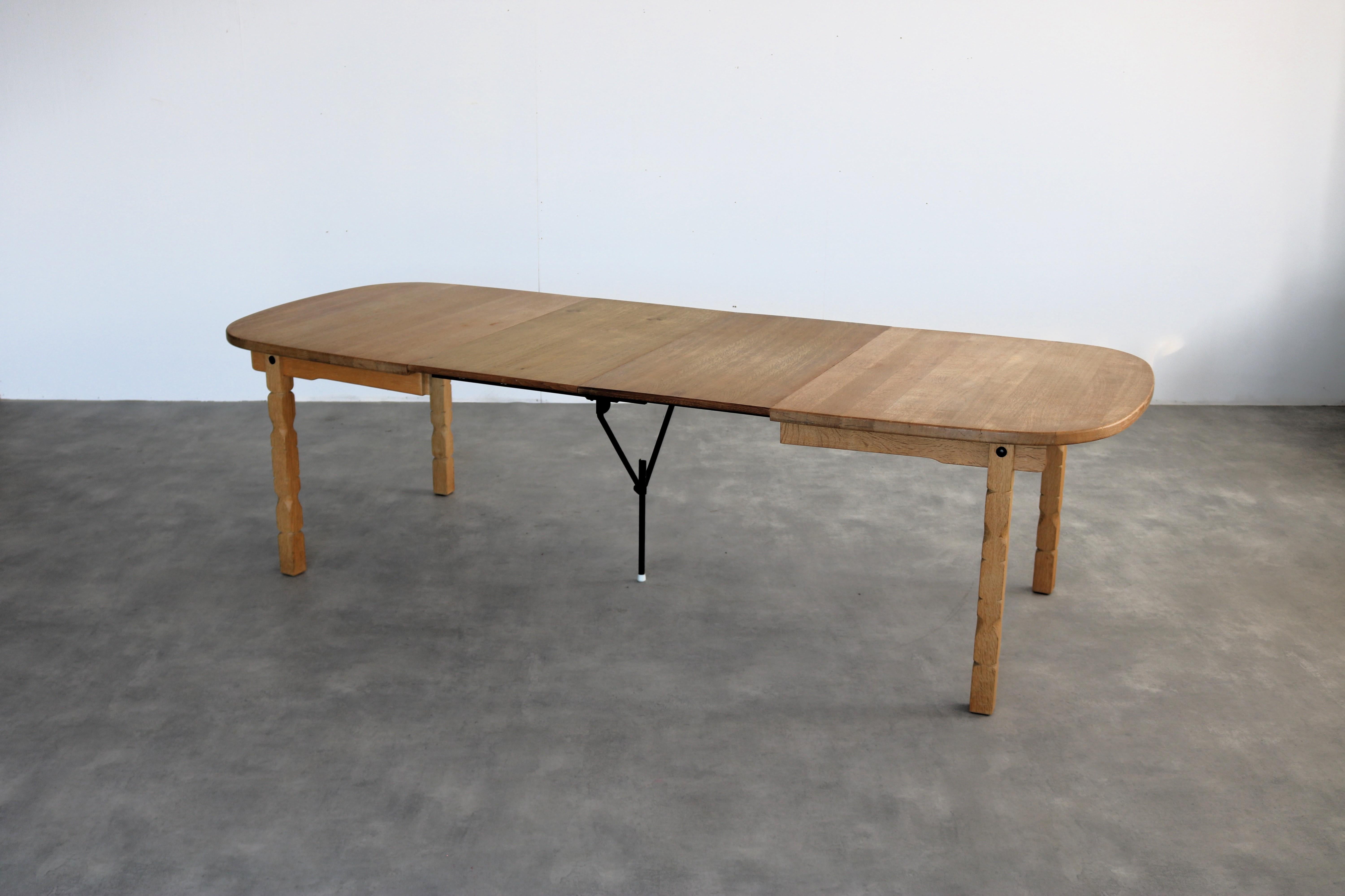 vintage dining table  table  extendable  brutalist  Kjaernulf For Sale 3