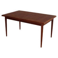 vintage dining table table extendable Fritz Hansen Danish