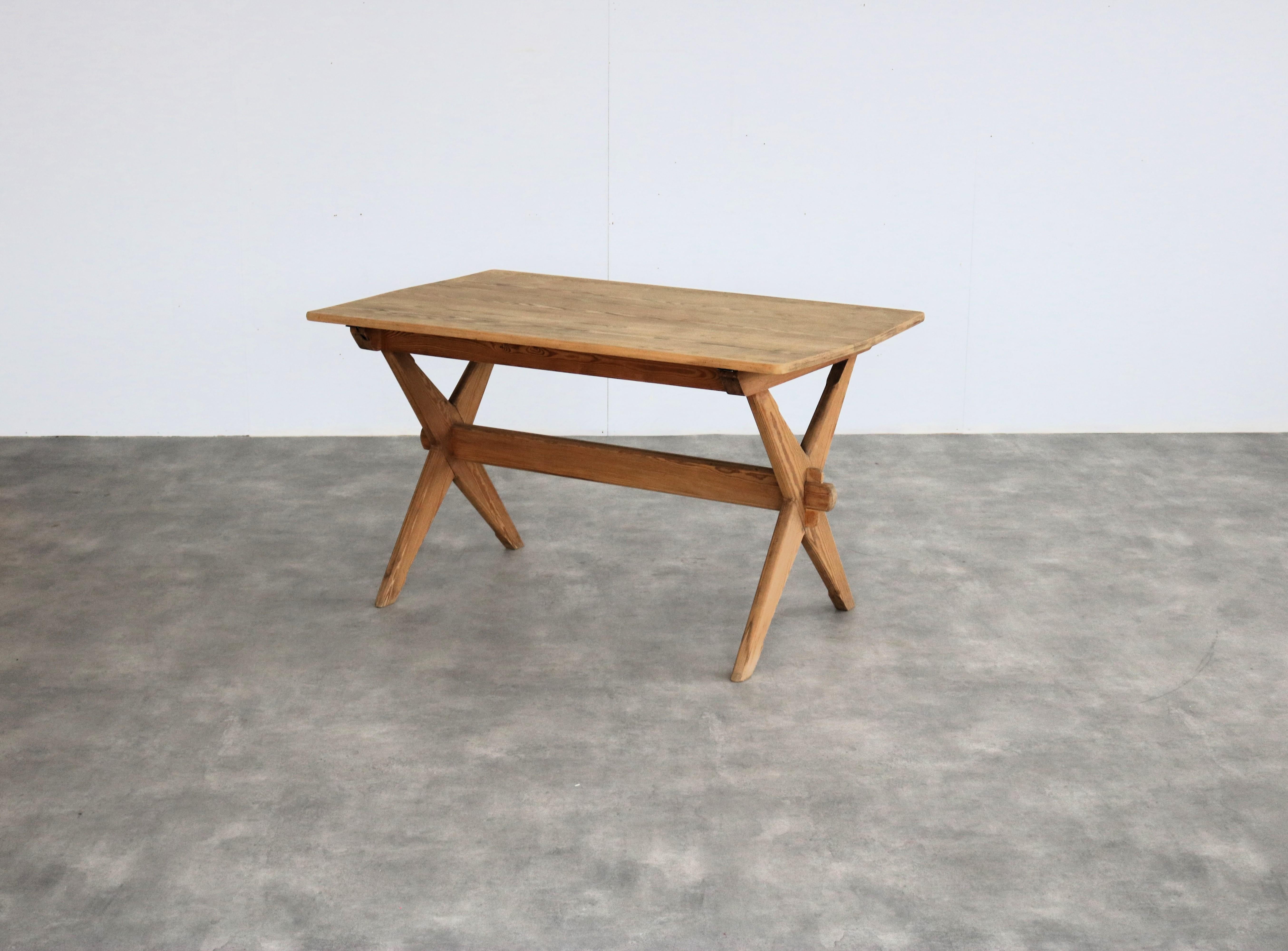 Suédois table à manger vintage  tableau  pin  60's