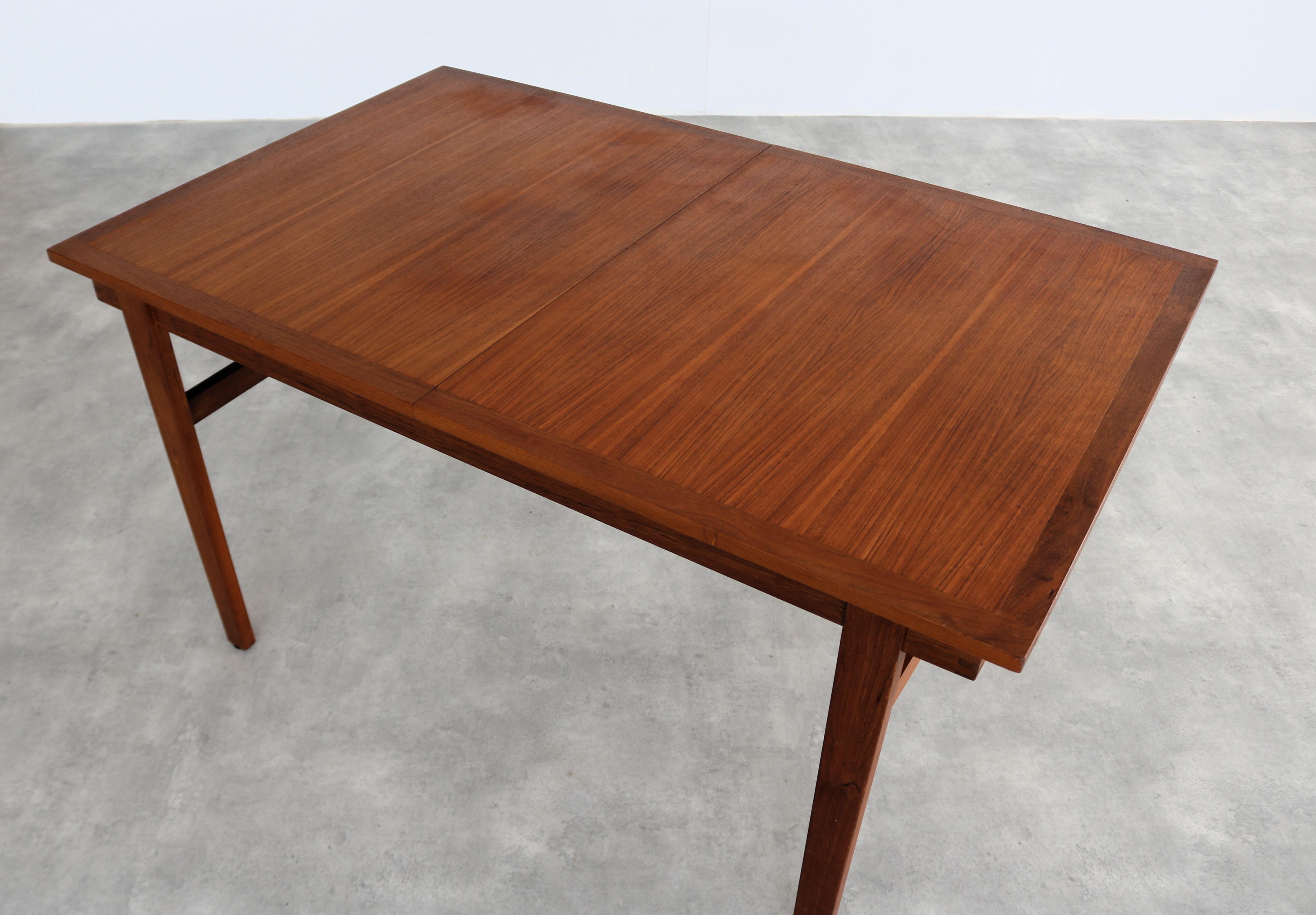 vintage dining table  table  teak  extendable  Sweden In Good Condition In Lemmer, NL