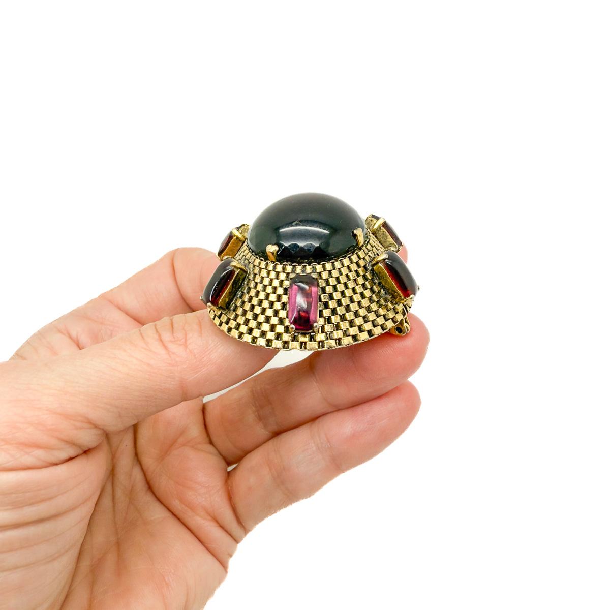 Femenino o masculino Broche Sputnik Vintage Dior Amatista 1963 en venta