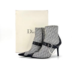 Vintage Dior D Trick Galliano Trotter Print Faux Pearl Pointed Toe Bootie 37