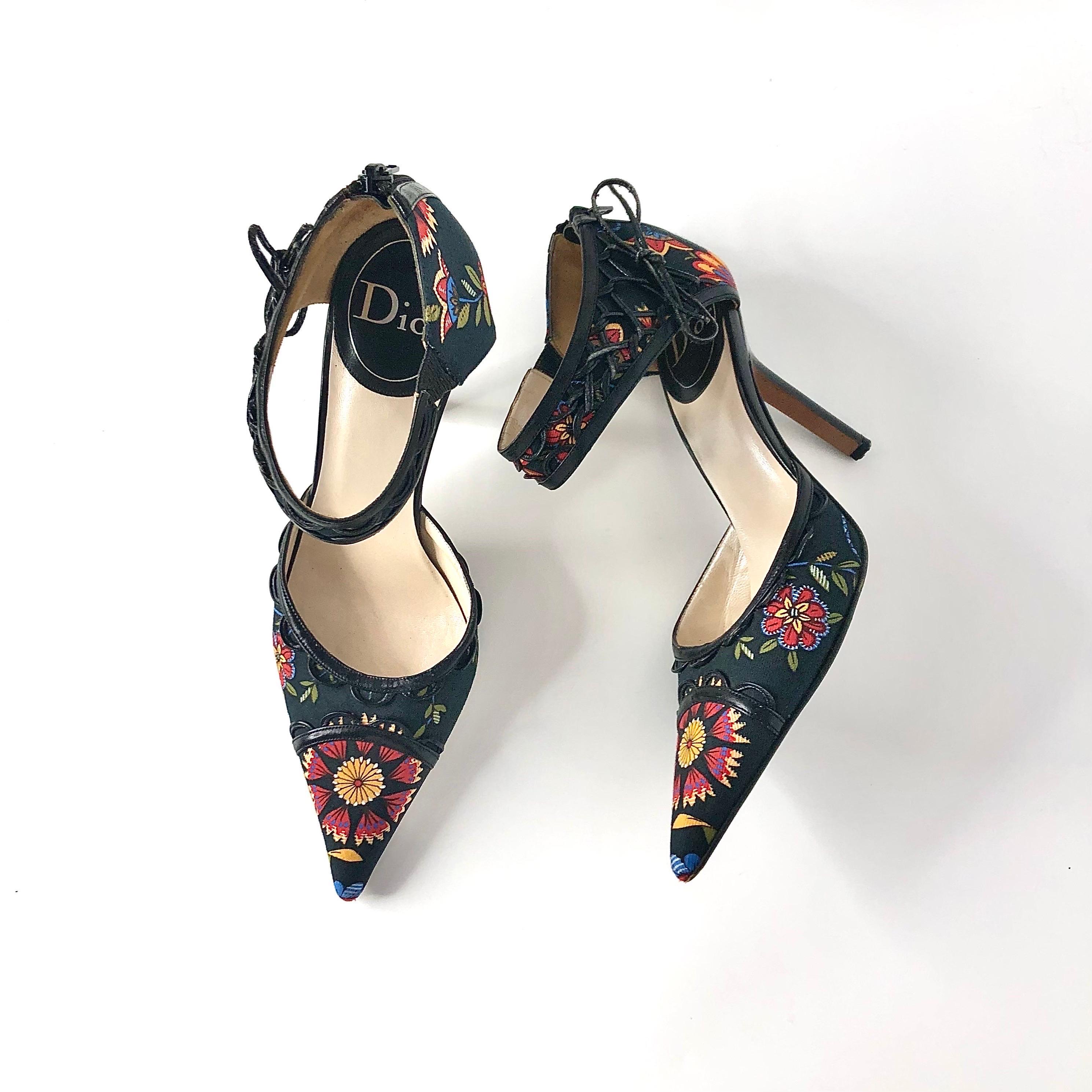 Vintage Dior SS 2002 Floral Print Bow Detail Pointed Toe High Heel Pumps 38
