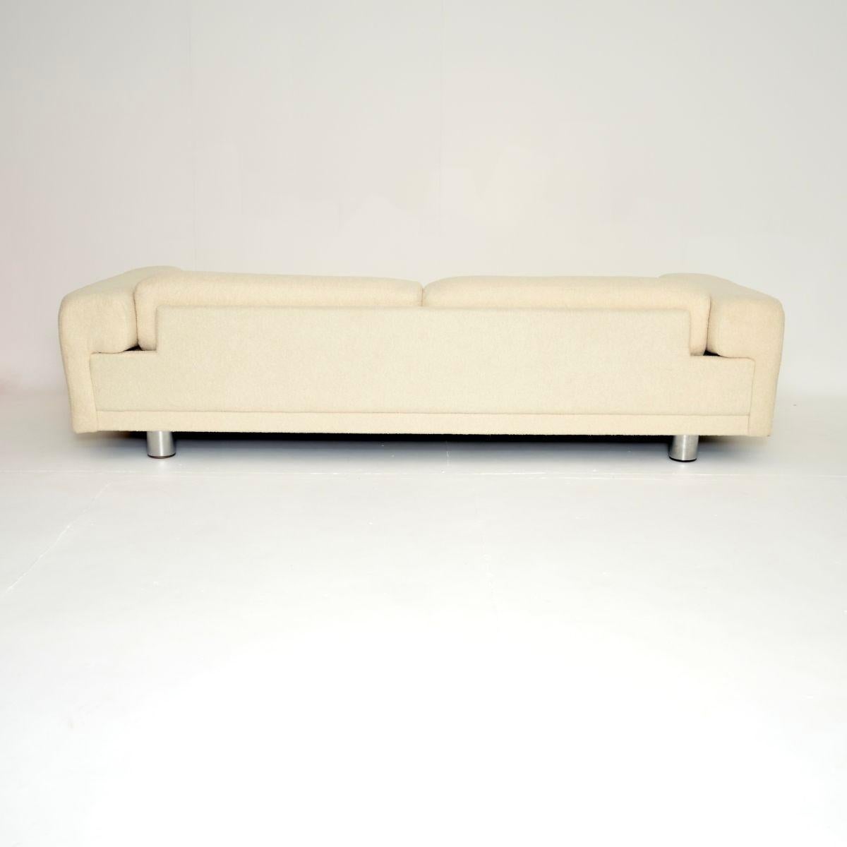 Vintage Diplomat Sofa by Howard Keith In Good Condition For Sale In London, GB