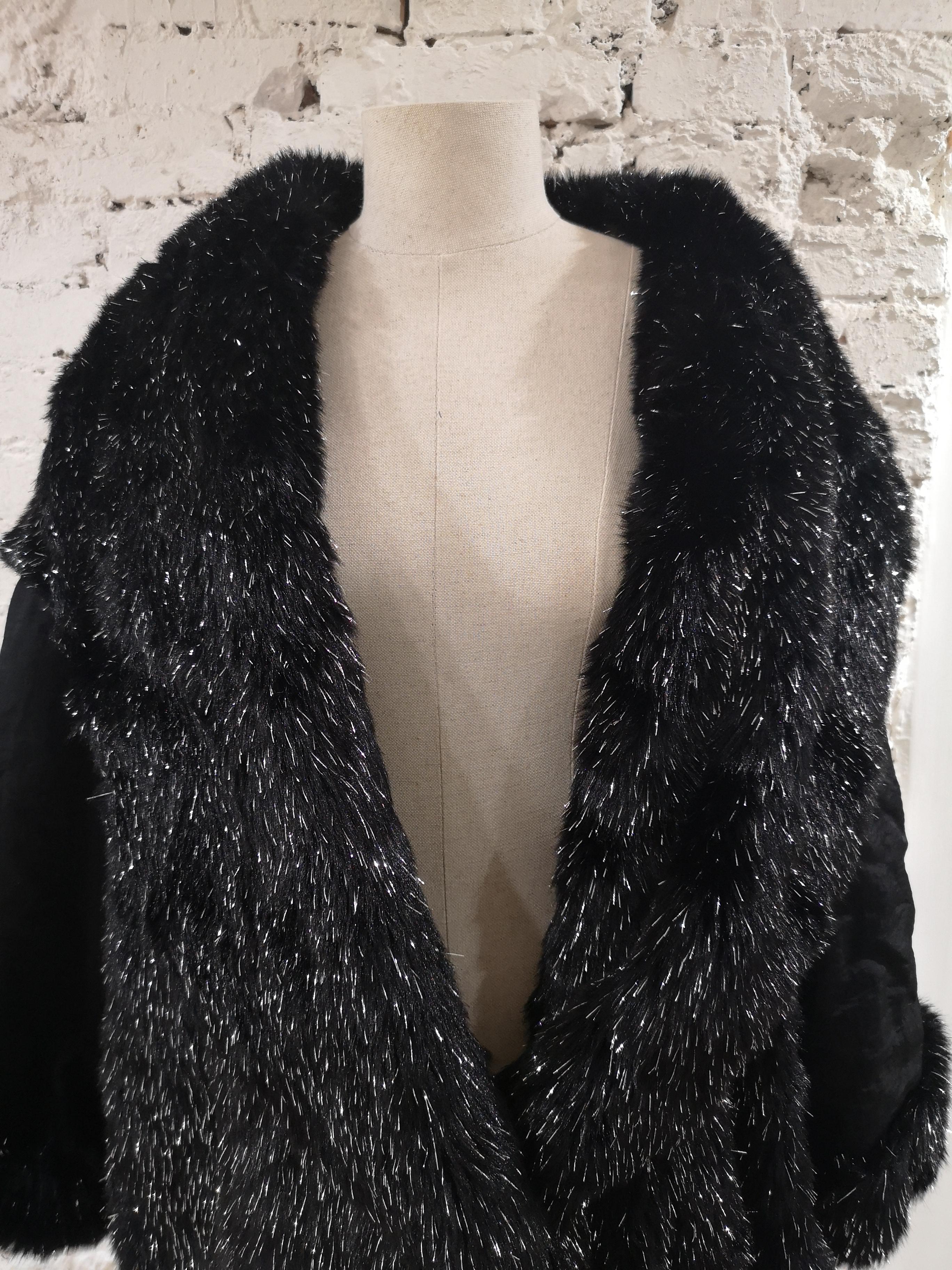 Vintage Dirada black faux fur coat 
totally made in italy in size L