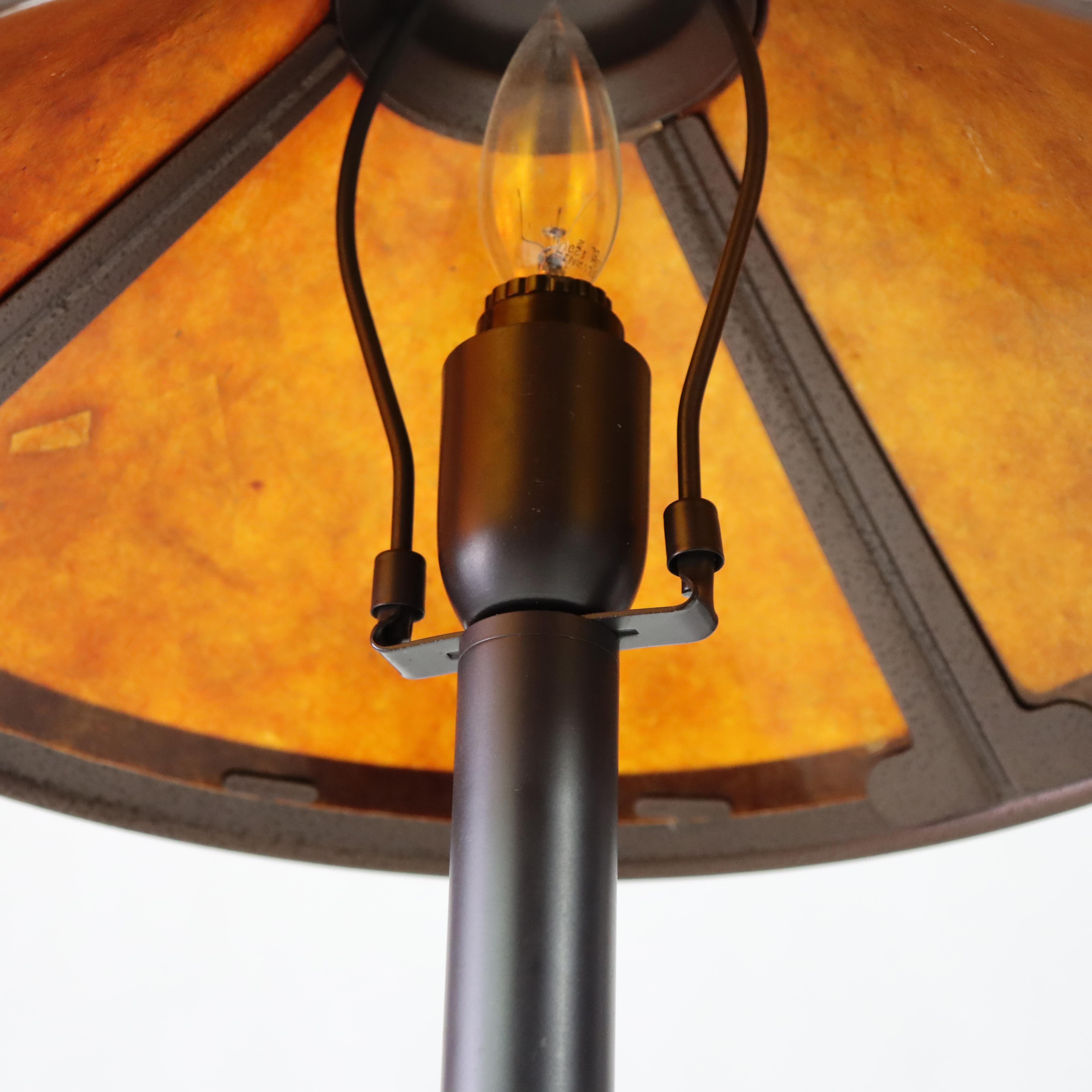 Vintage Dirk Van Erp Stil Arts & Crafts Kupfer & Glimmer Tischlampe 20thC im Zustand „Gut“ im Angebot in Big Flats, NY