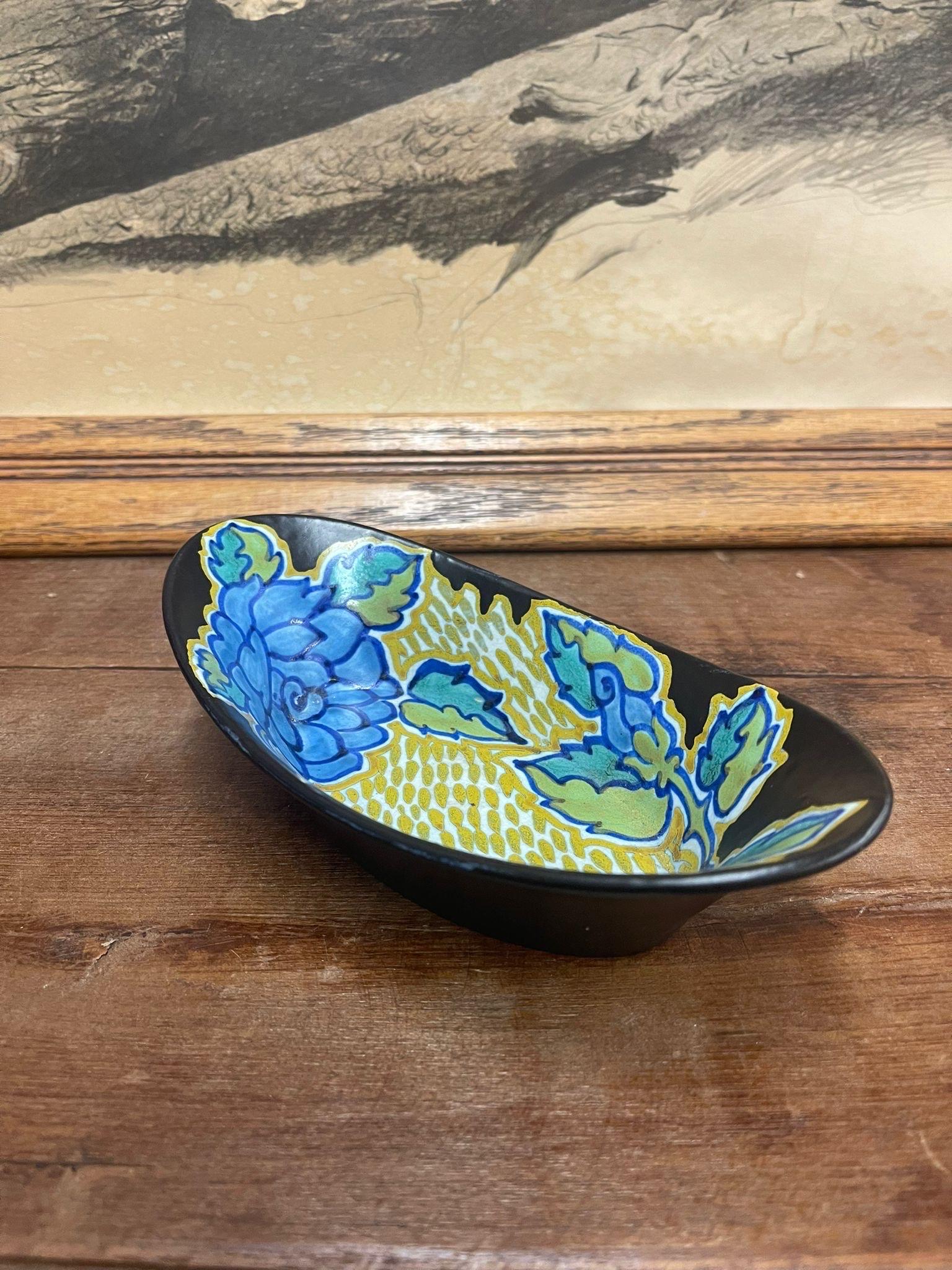 Vintage Dish With Floral Motif. Amsterdam Import. In Good Condition For Sale In Seattle, WA