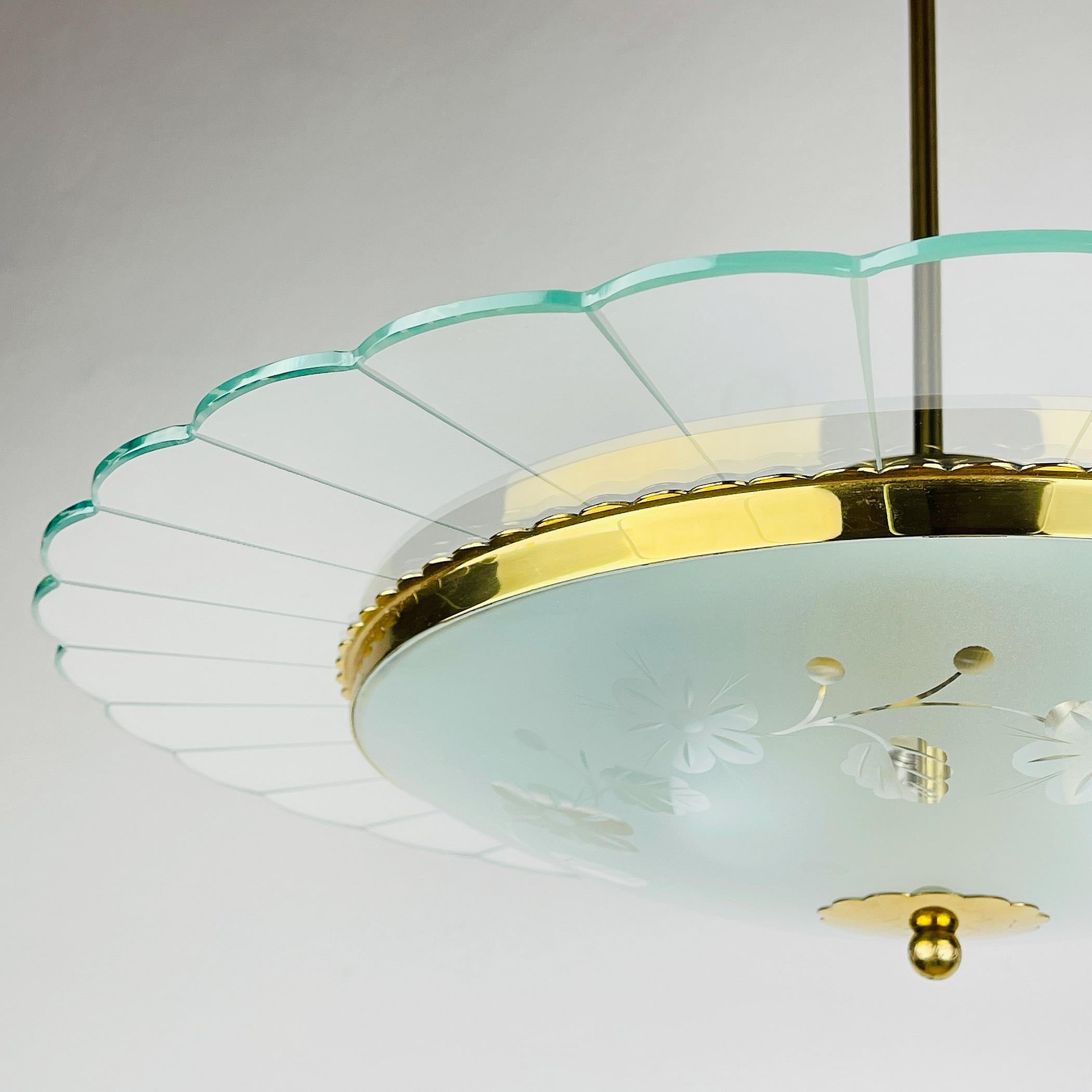 Vintage disk chandelier  by Pietro Chiesa for Fontana Arte, Italy 1940s For Sale 5