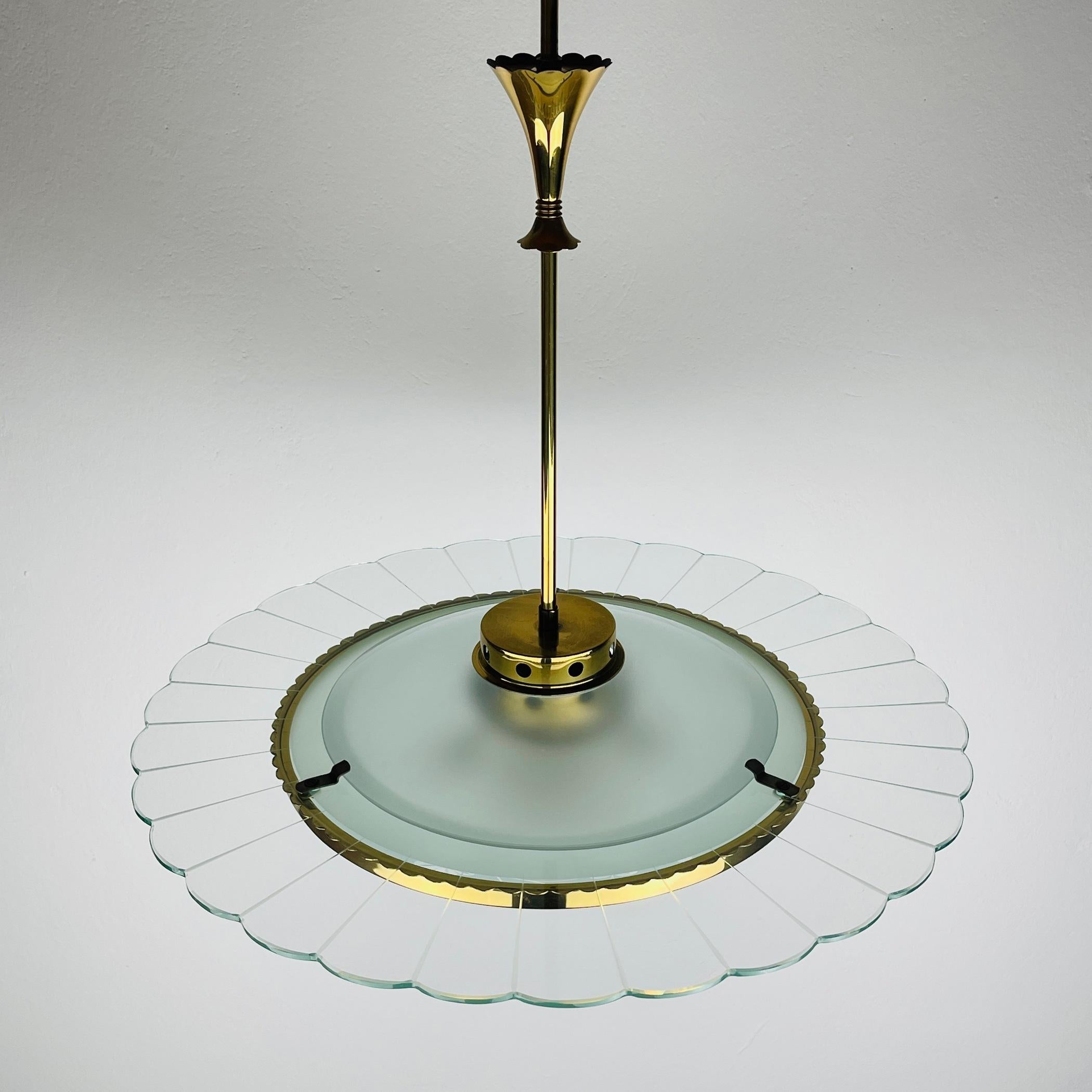 Vintage disk chandelier  by Pietro Chiesa for Fontana Arte, Italy 1940s  For Sale 8