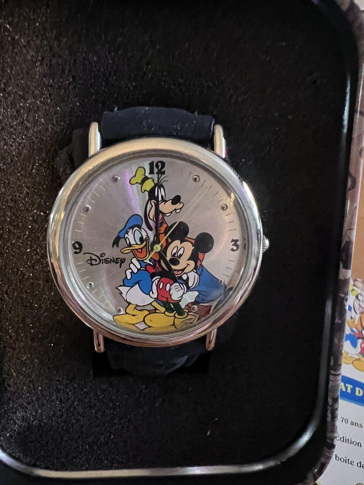 Simply Fabulous! Walt Disney Friends for 70 Years Watch featuring those all-time lovable Walt Disney characters: Mickey Mouse, Goofy and Donald Duck! NIB. More wonderful in Real time! Sure to be admired...Timeless and Fun…It’s fabulous! A Must Have
