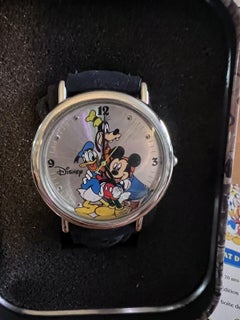 Vintage Disney Mickey Mouse Goofy Donald Duck 70 Years of Friendship Watch NIB