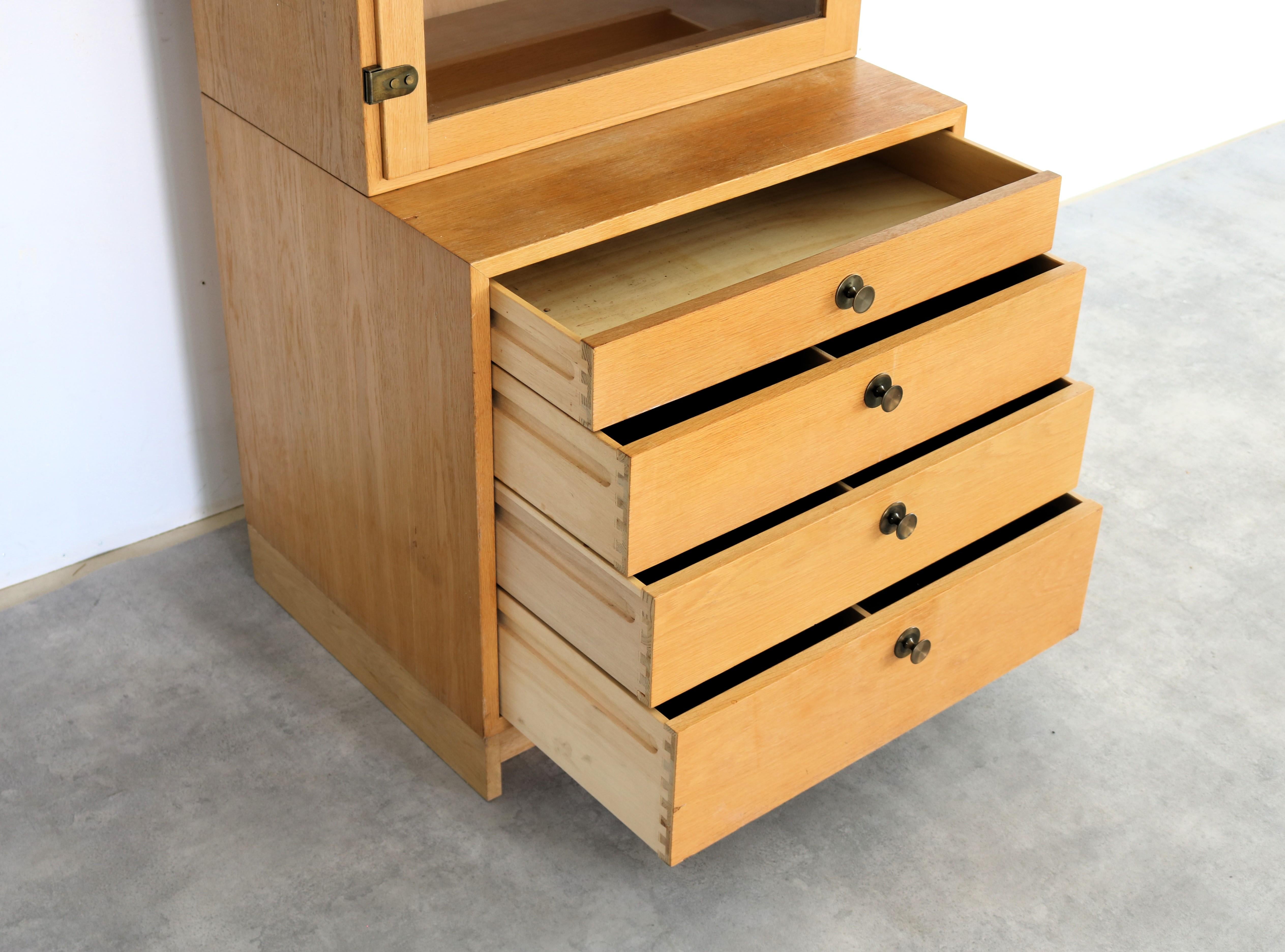 Vintage display cabinet  cabinet  Karl Andersson  Huskvarna For Sale 3
