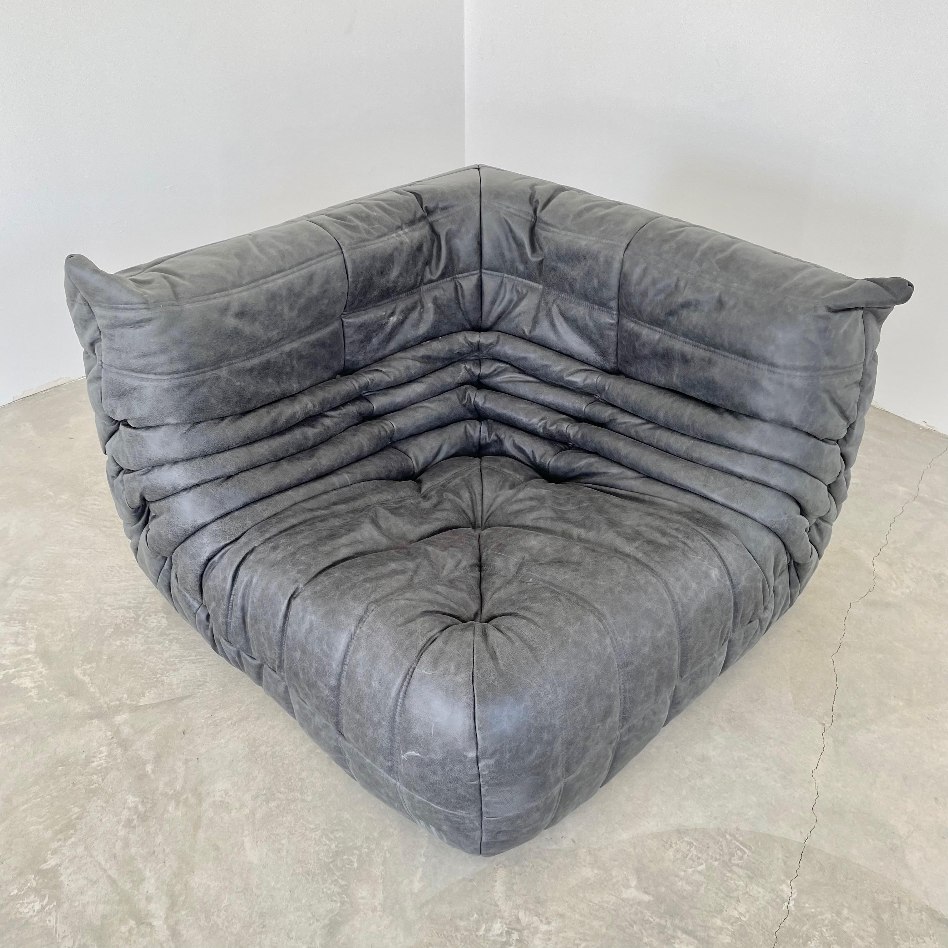 Vintage Distressed Black Leather Togo Set by Ligne Roset 4