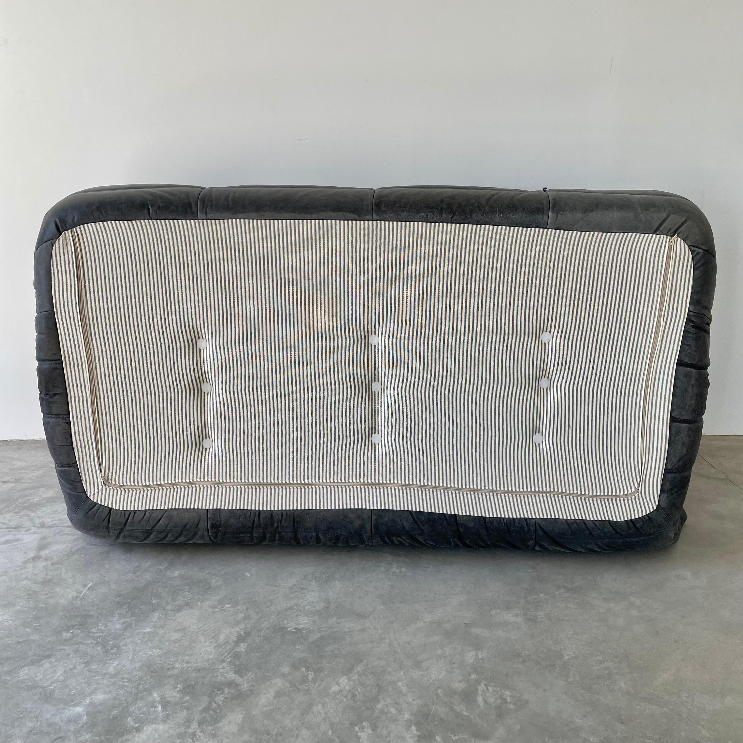 Vintage Distressed Black Leather Togo Set by Ligne Roset 9
