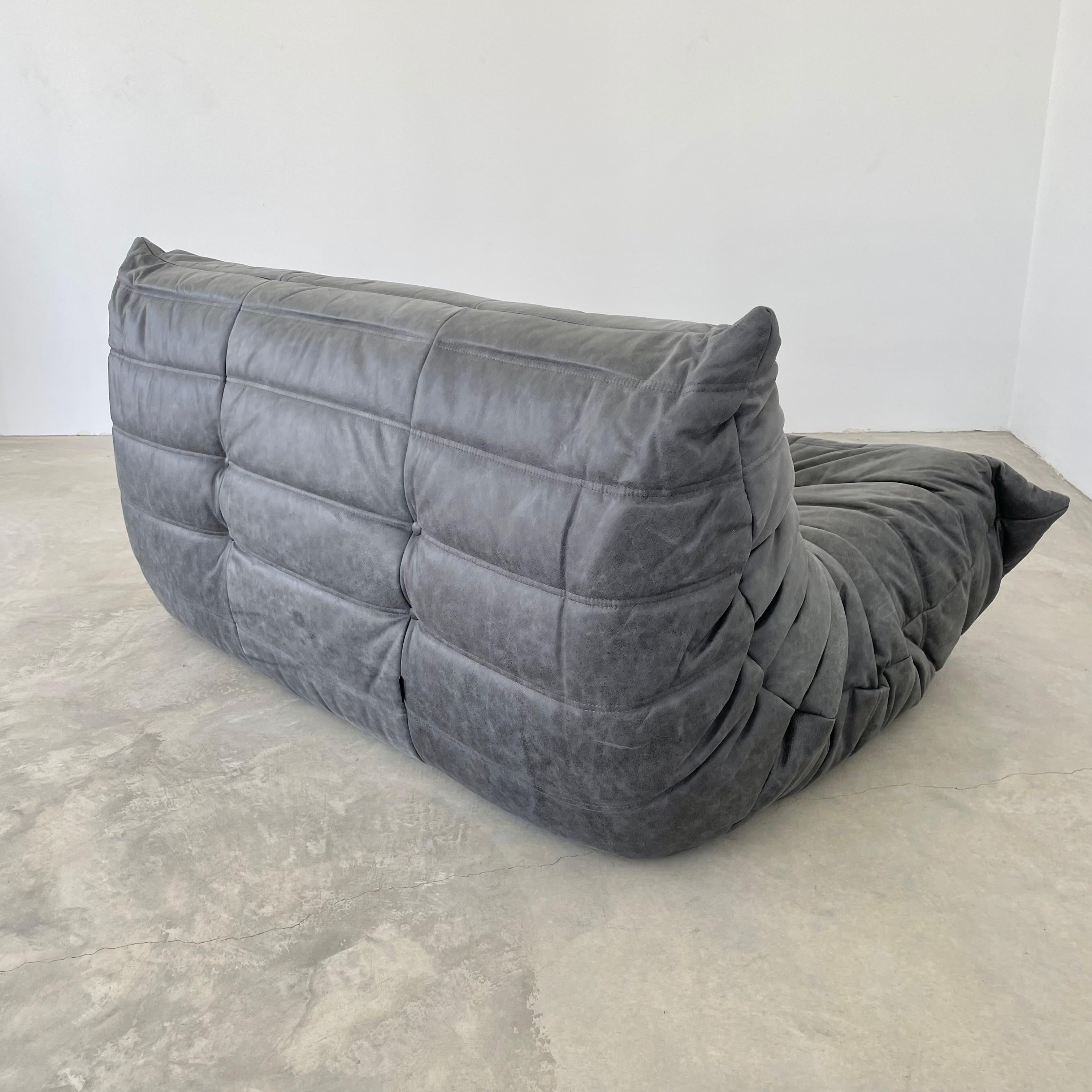 Vintage Distressed Black Leather Togo Set by Ligne Roset 1