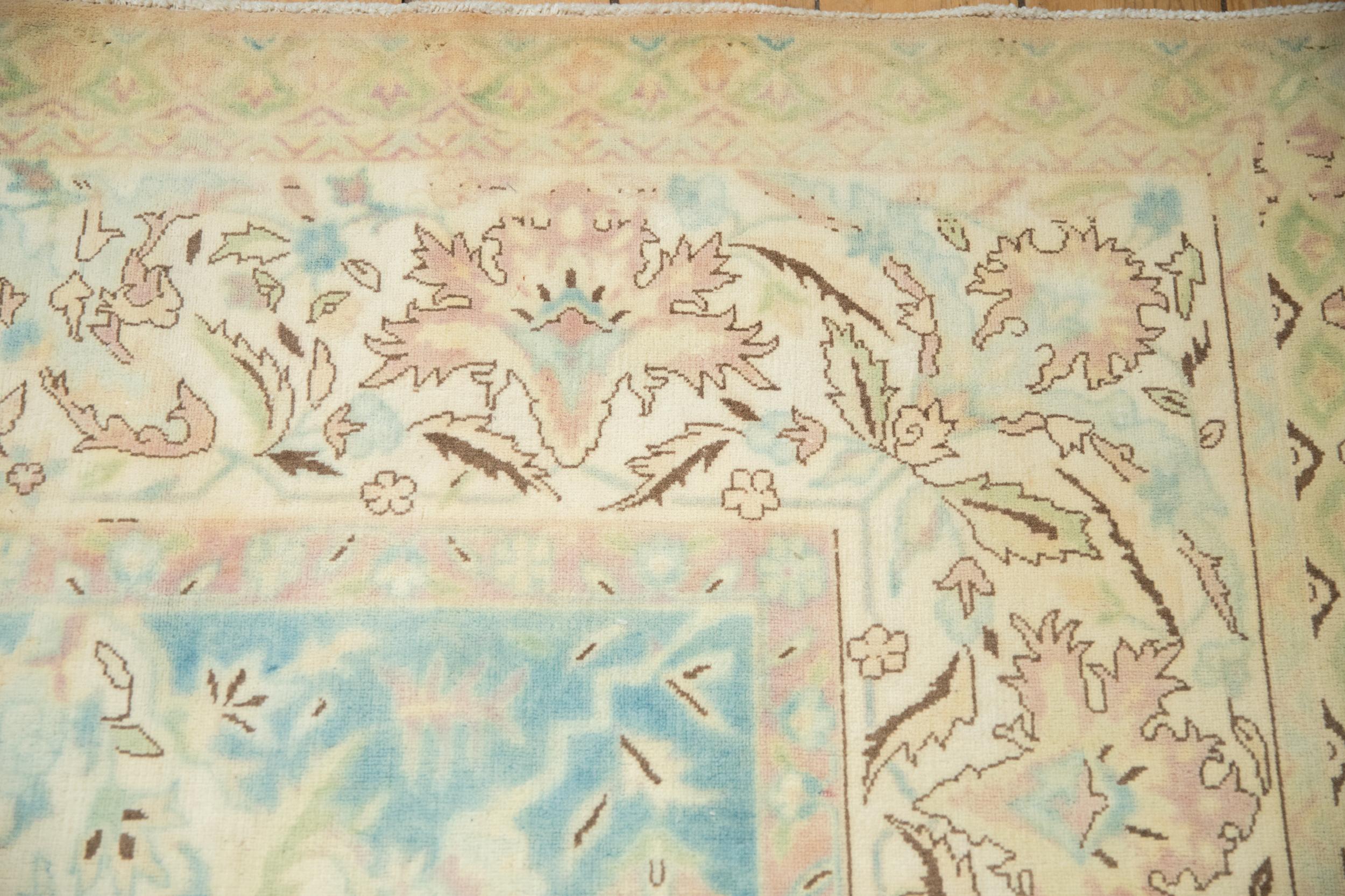 Vintage Distressed Bulgarian Polonaise Design Carpet For Sale 4
