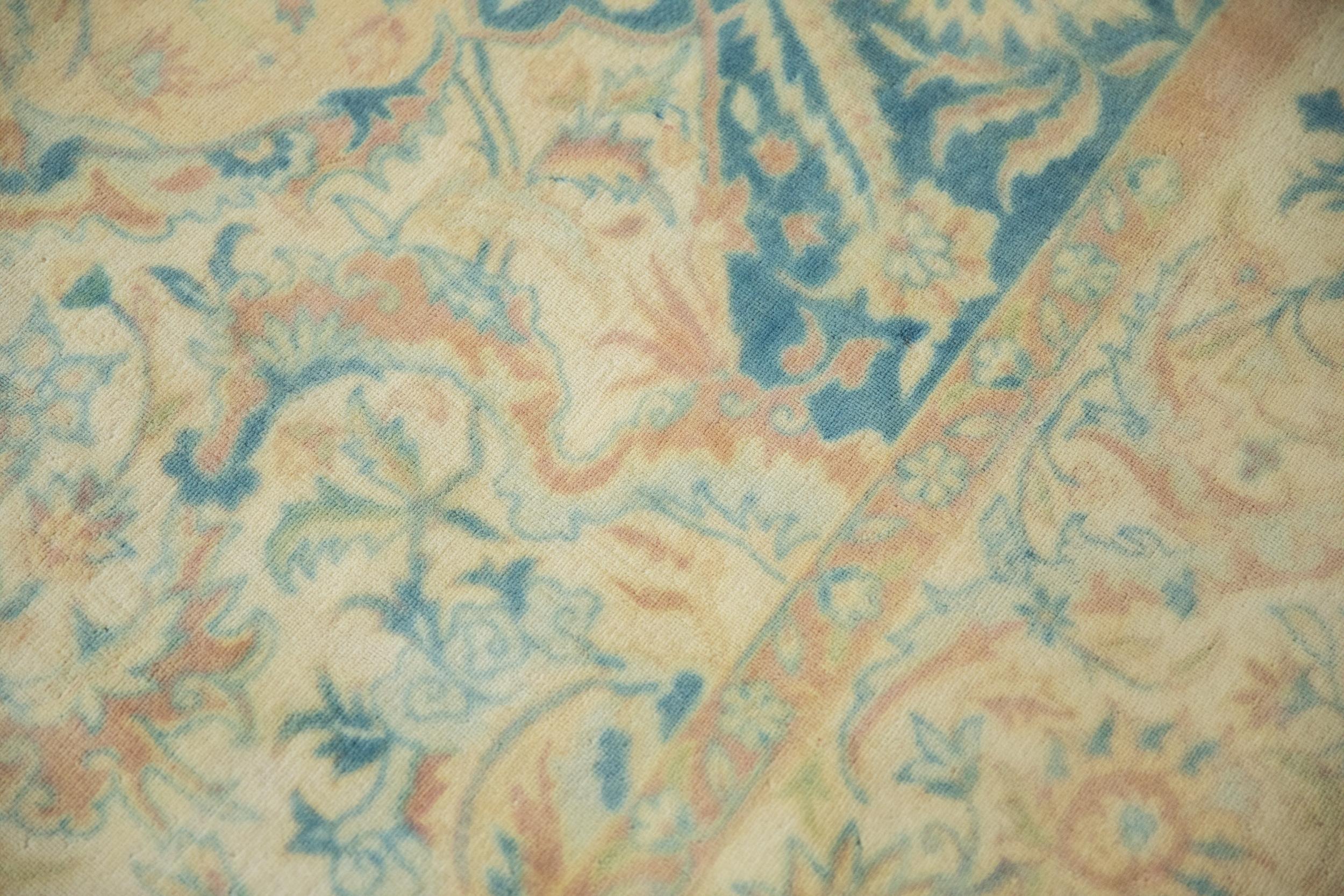 Vintage Distressed Bulgarian Polonaise Design Carpet For Sale 5