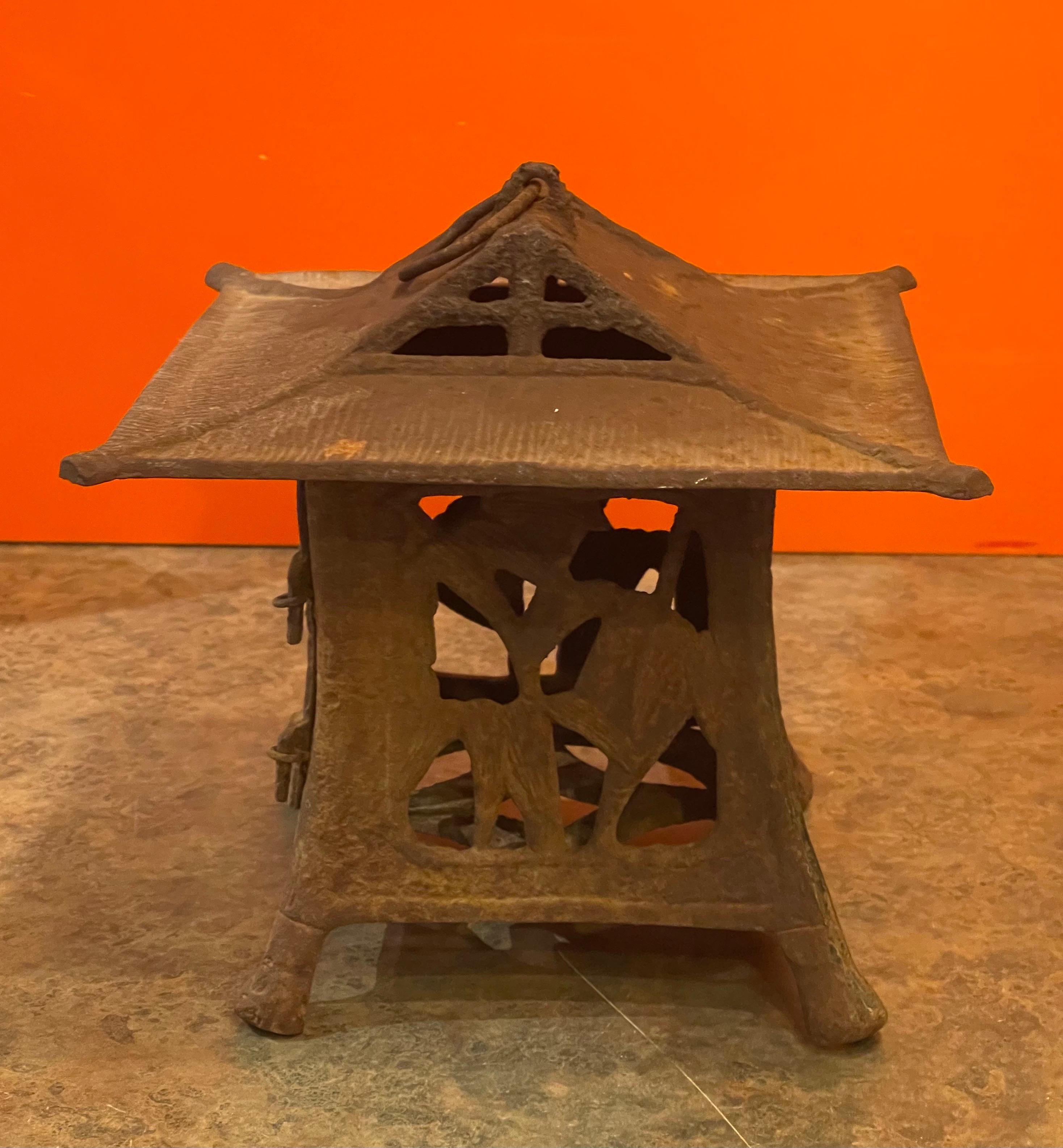 cast iron japanese lantern