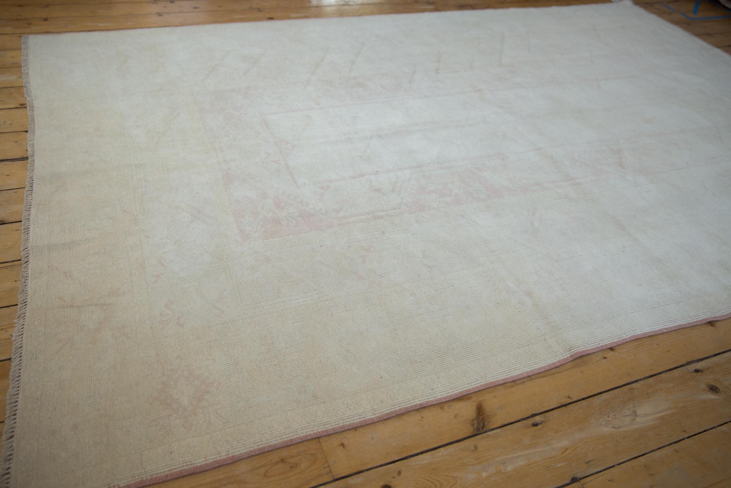 Vintage Distressed Dosemealti Carpet In Good Condition For Sale In Katonah, NY