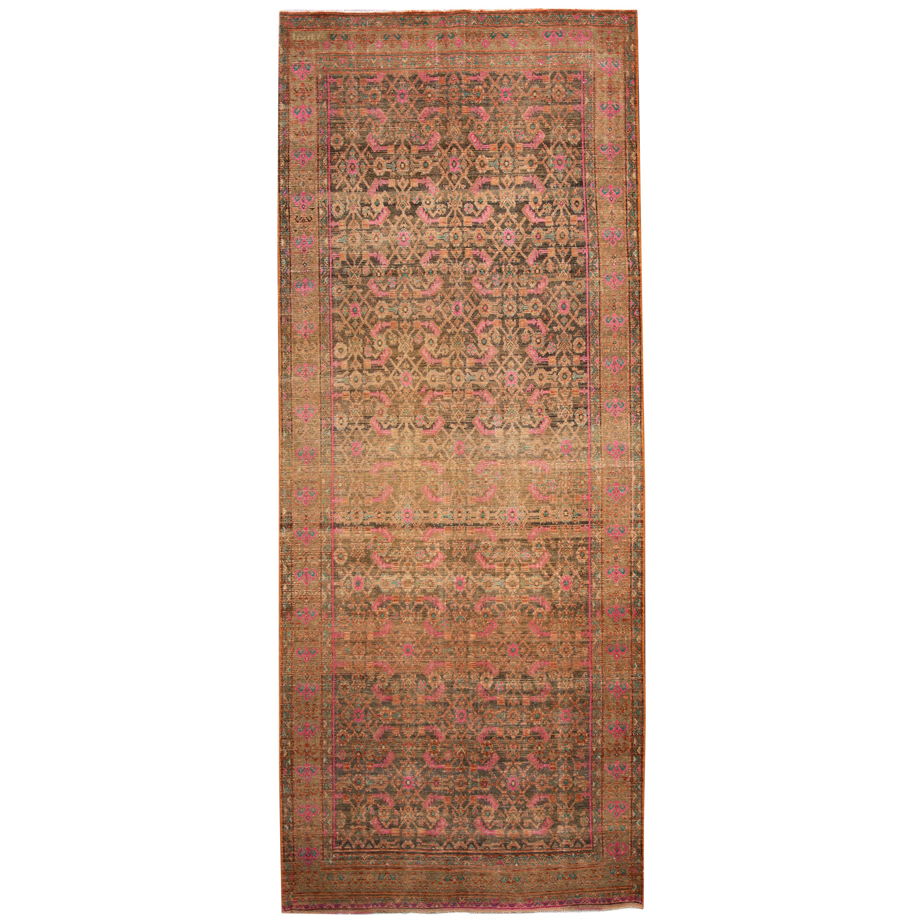 Vintage Distressed Hand Knots Rugs, tappeto runner in lana annodato a mano in vendita