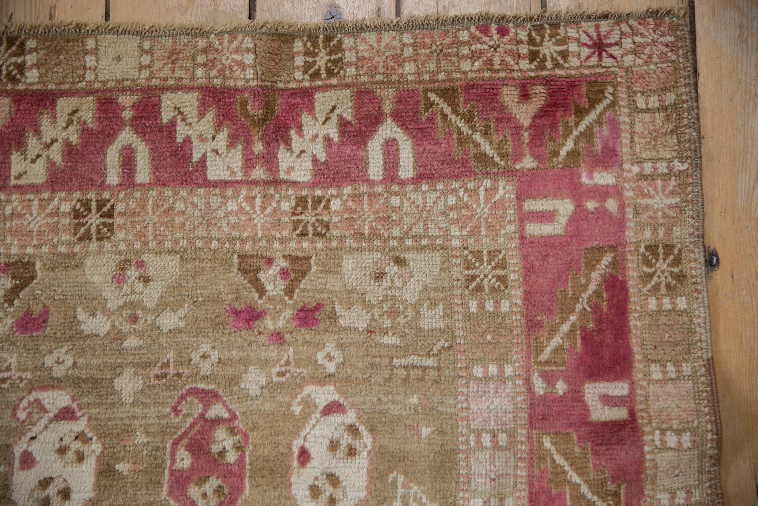 Vintage Distressed Karabagh-Teppich-Läufer im Used-Look (Sonstiges) im Angebot