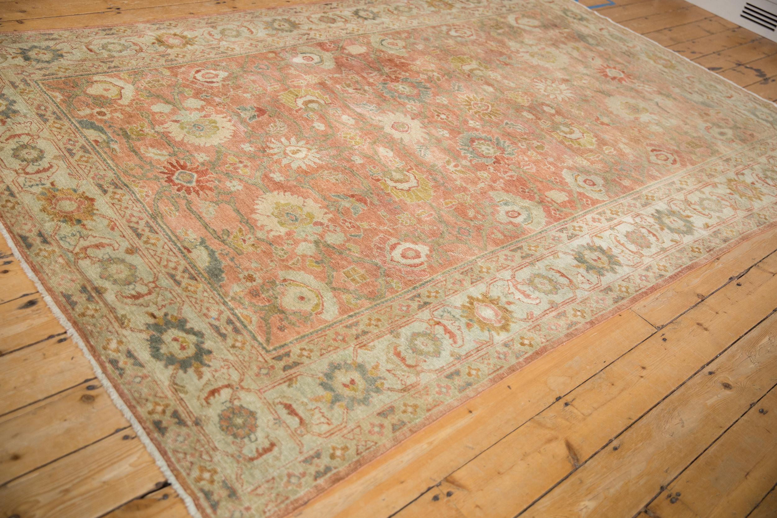 Vintage Distressed Mahal-Teppich im Zustand „Relativ gut“ im Angebot in Katonah, NY