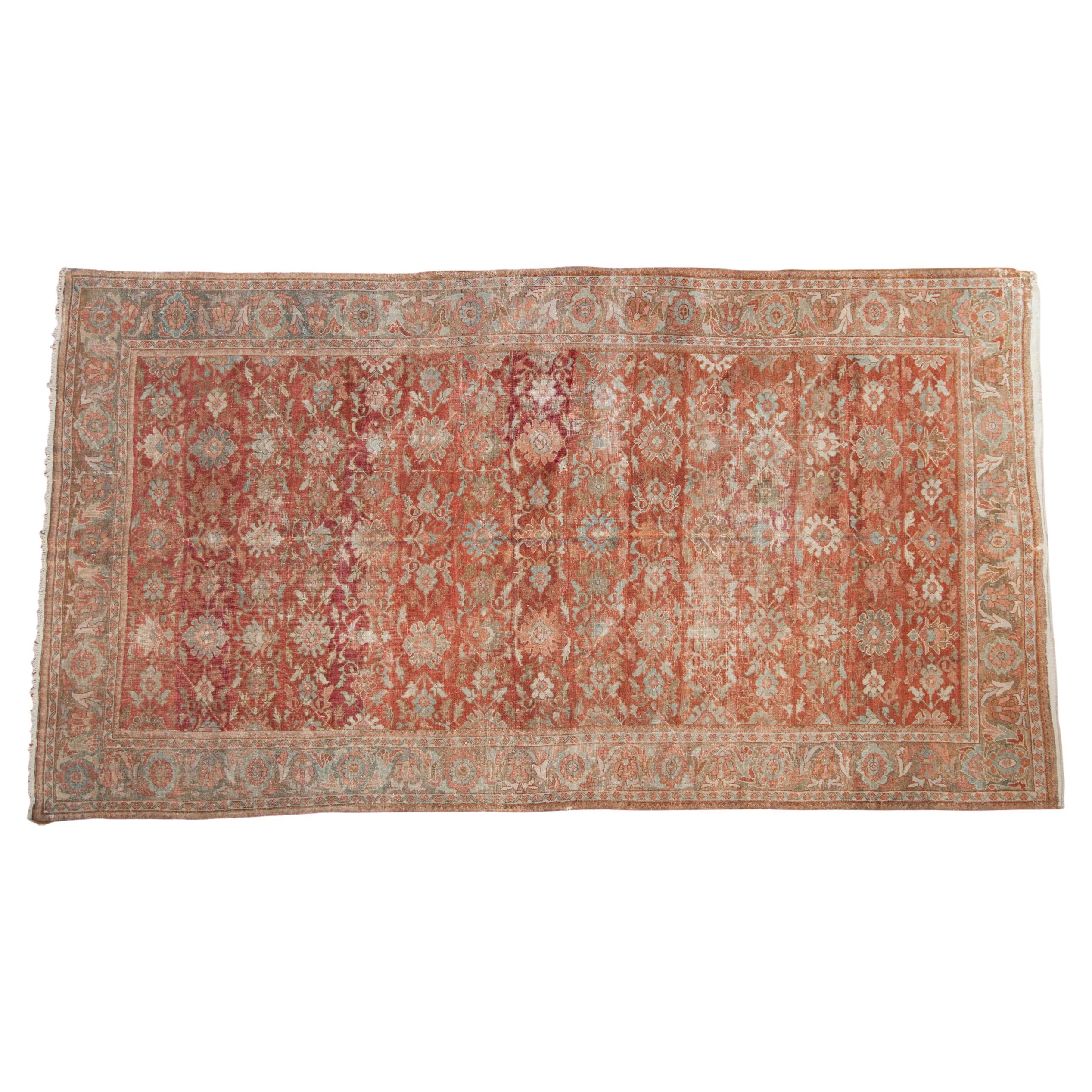 Vintage Distressed Mahal Carpet