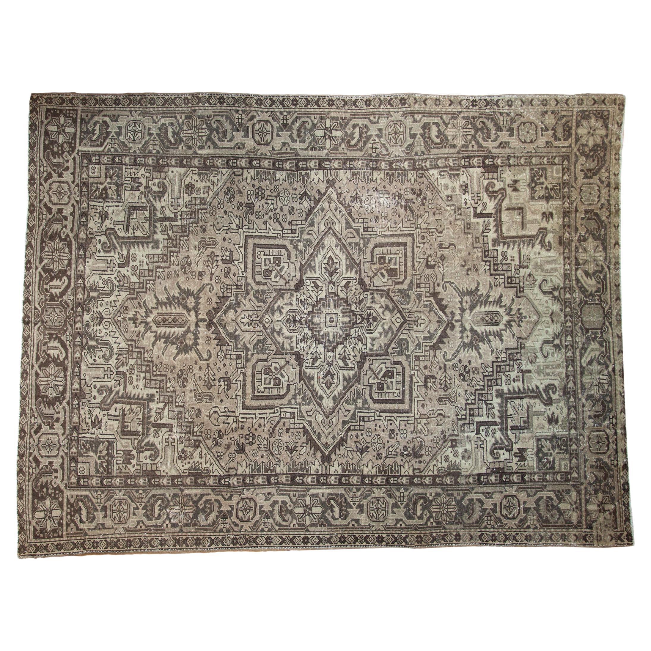 Vintage Distressed Mehrivan Square Carpet