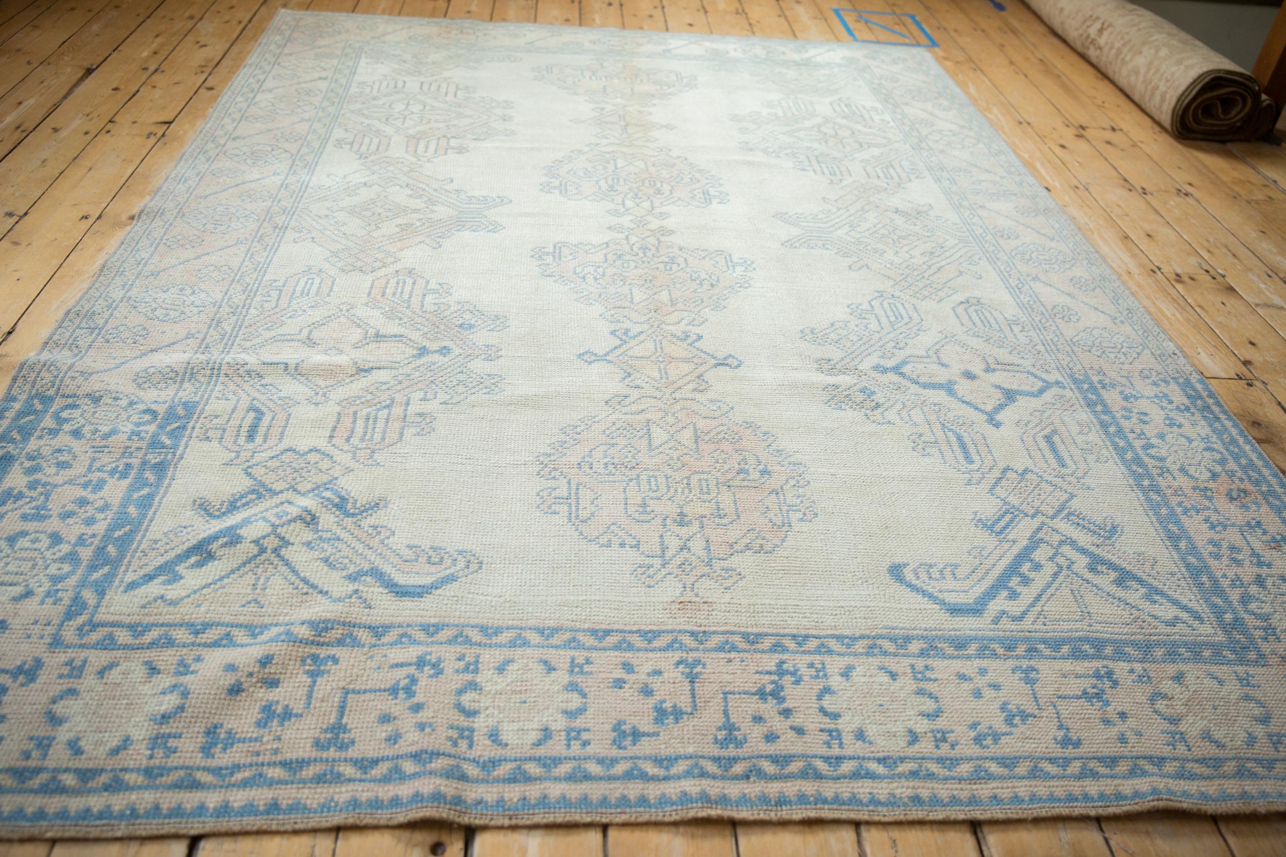 Tappeto Oushak vintage invecchiato in vendita 3