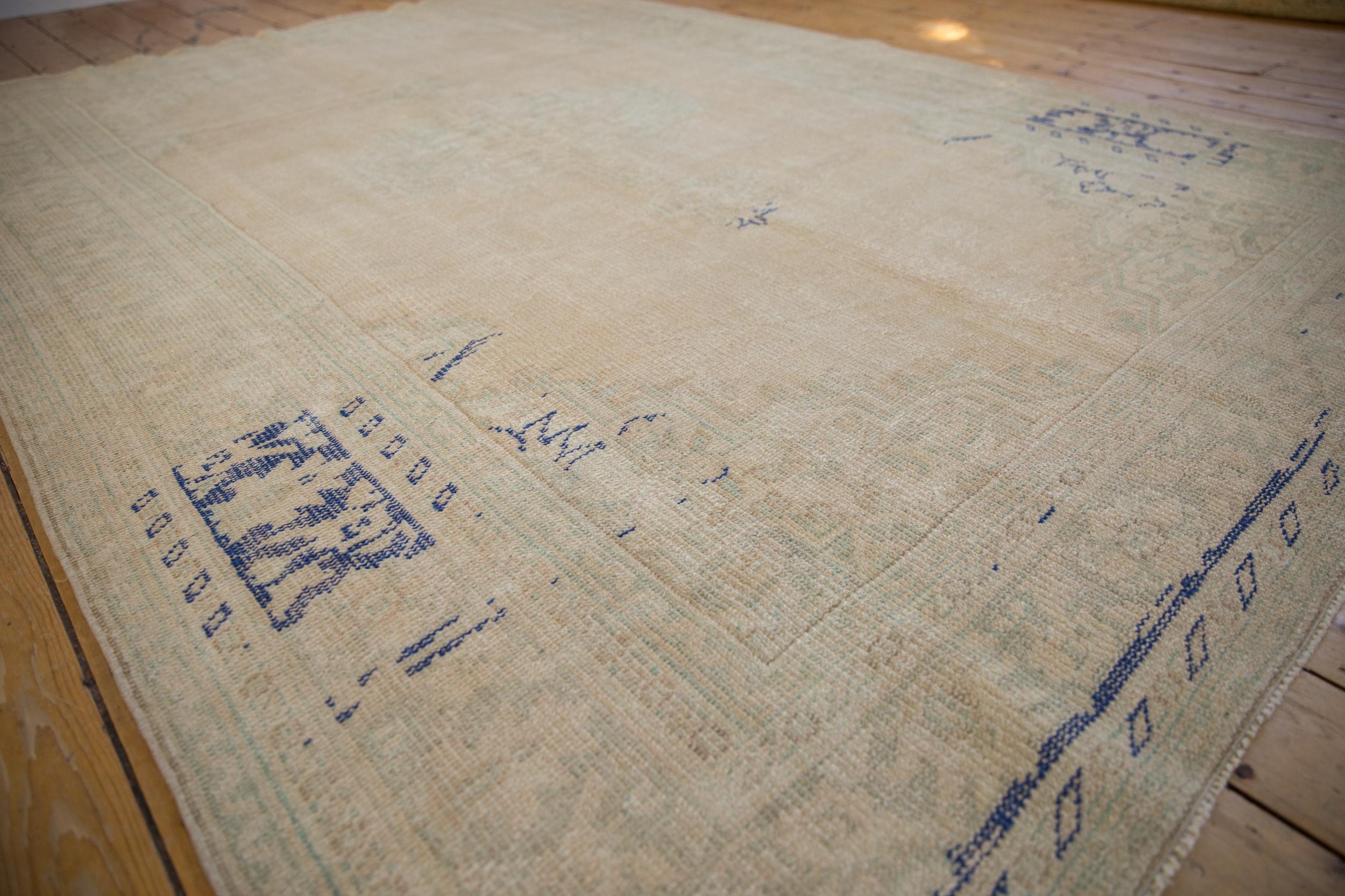 Laine Tapis d'Oushak vintage vieilli en vente