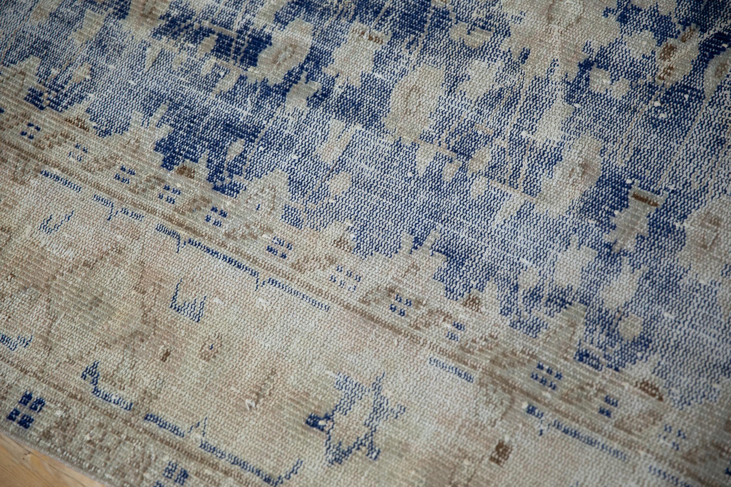 Tapis d'Oushak vintage vieilli en vente 1