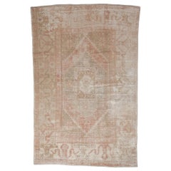 Tappeto Oushak vintage invecchiato