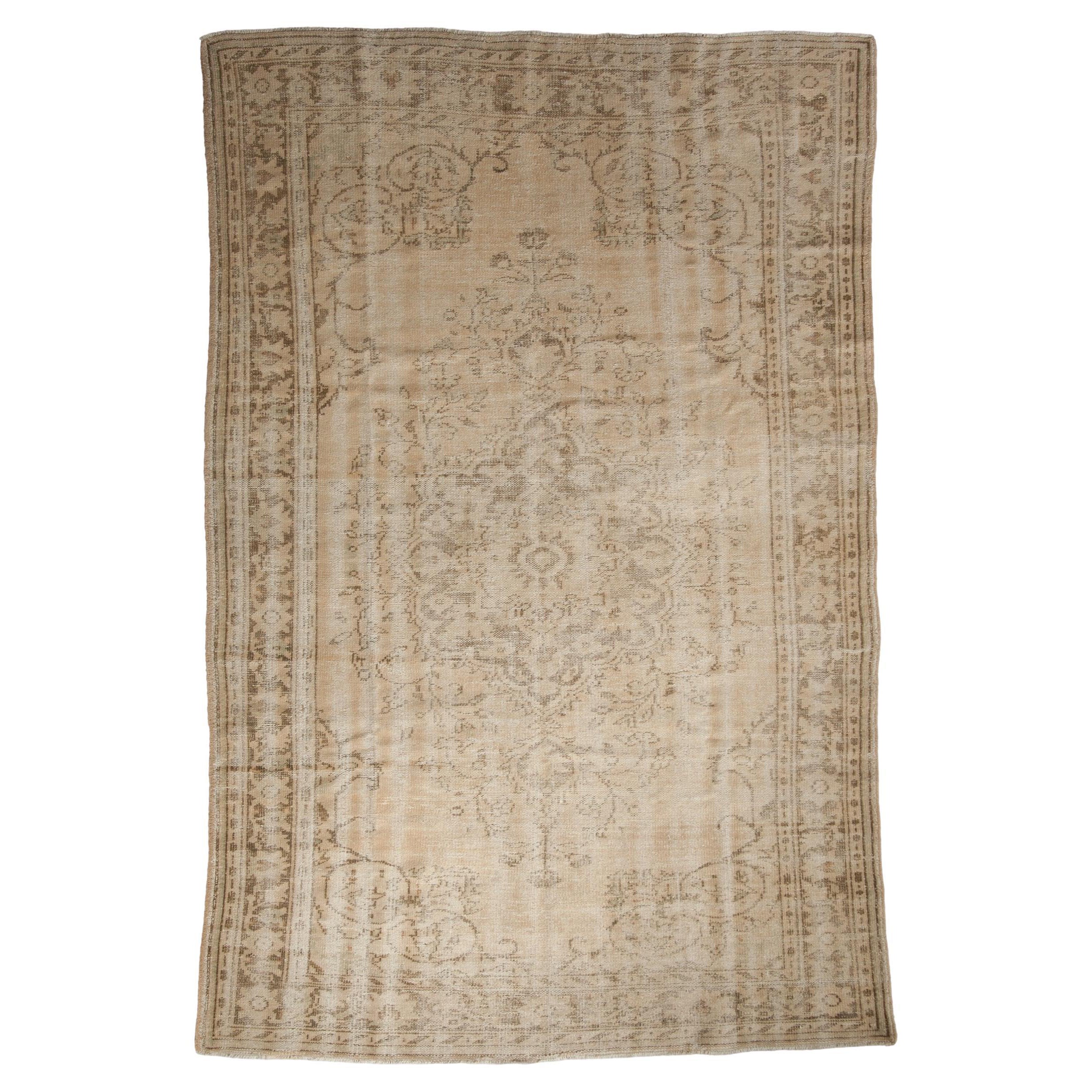 Vintage Distressed Oushak Teppich