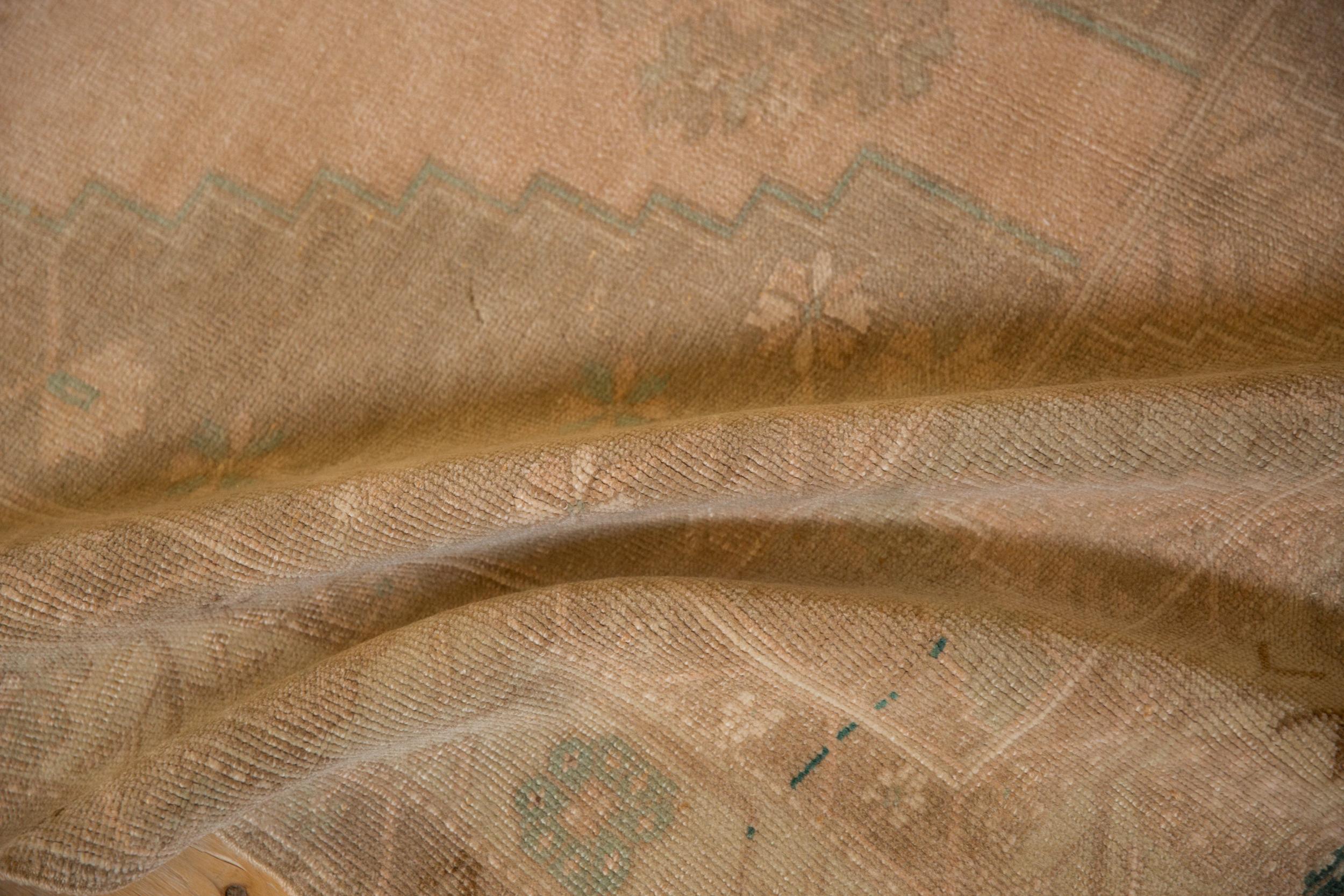 Tappeto Oushak Vintage Distressed Runner in vendita 3